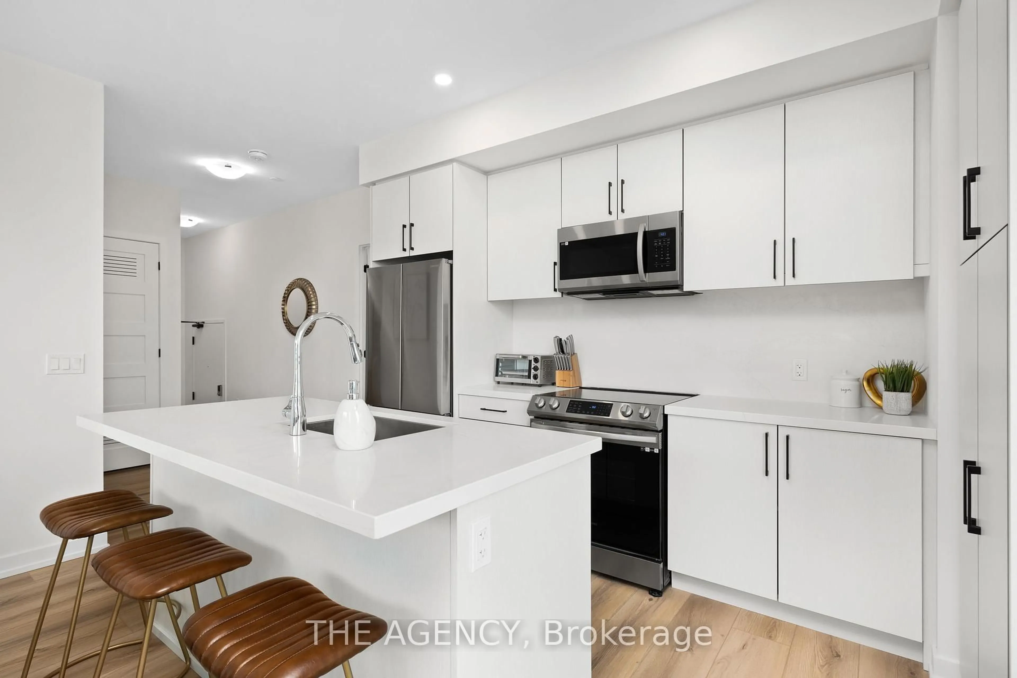 Open concept kitchen, unknown for 415 Sea Ray Ave #G36, Innisfil Ontario L9S 0R5