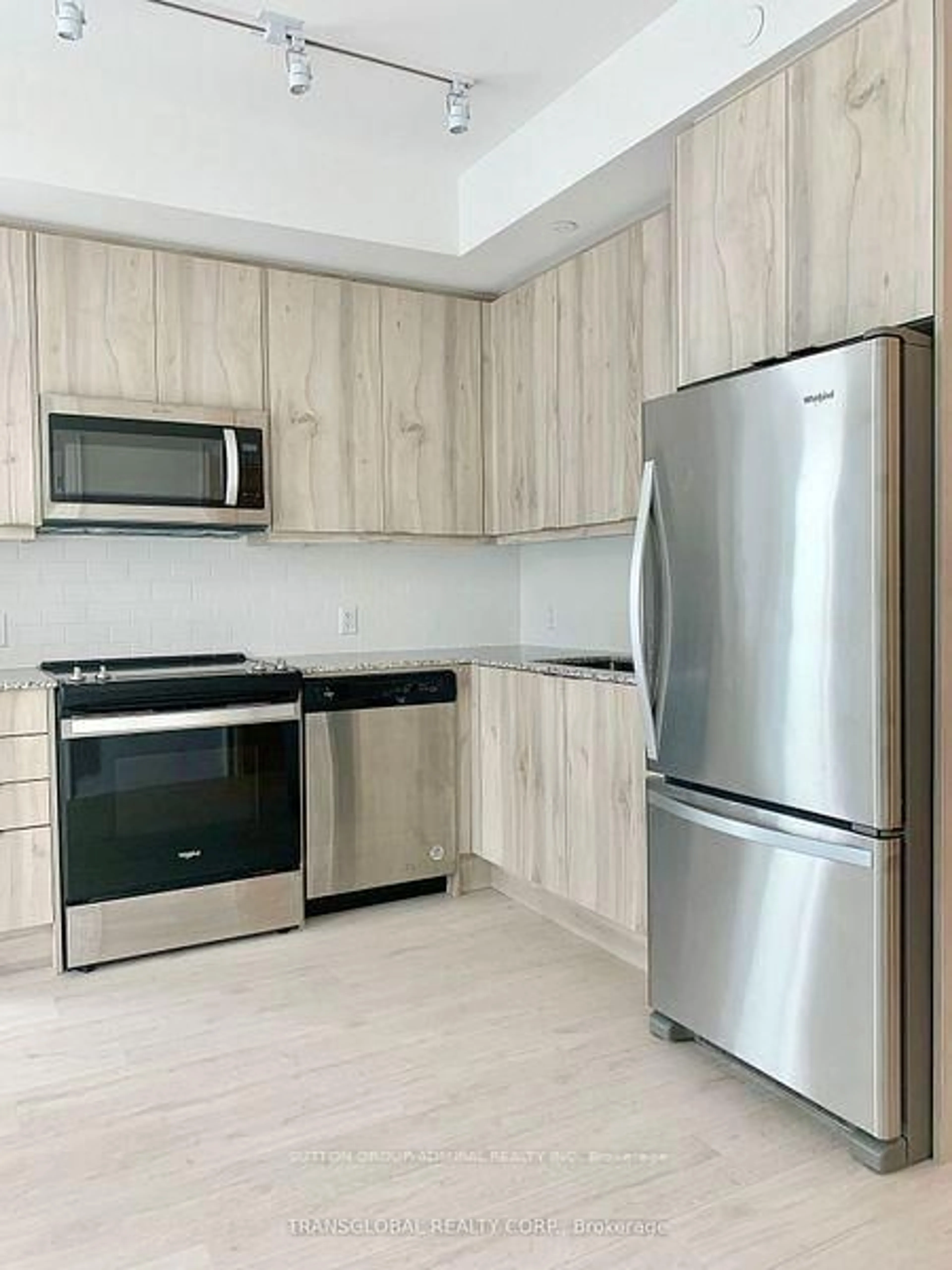 Standard kitchen, unknown for 10 Gatineau Dr #716, Vaughan Ontario L4J 0L2