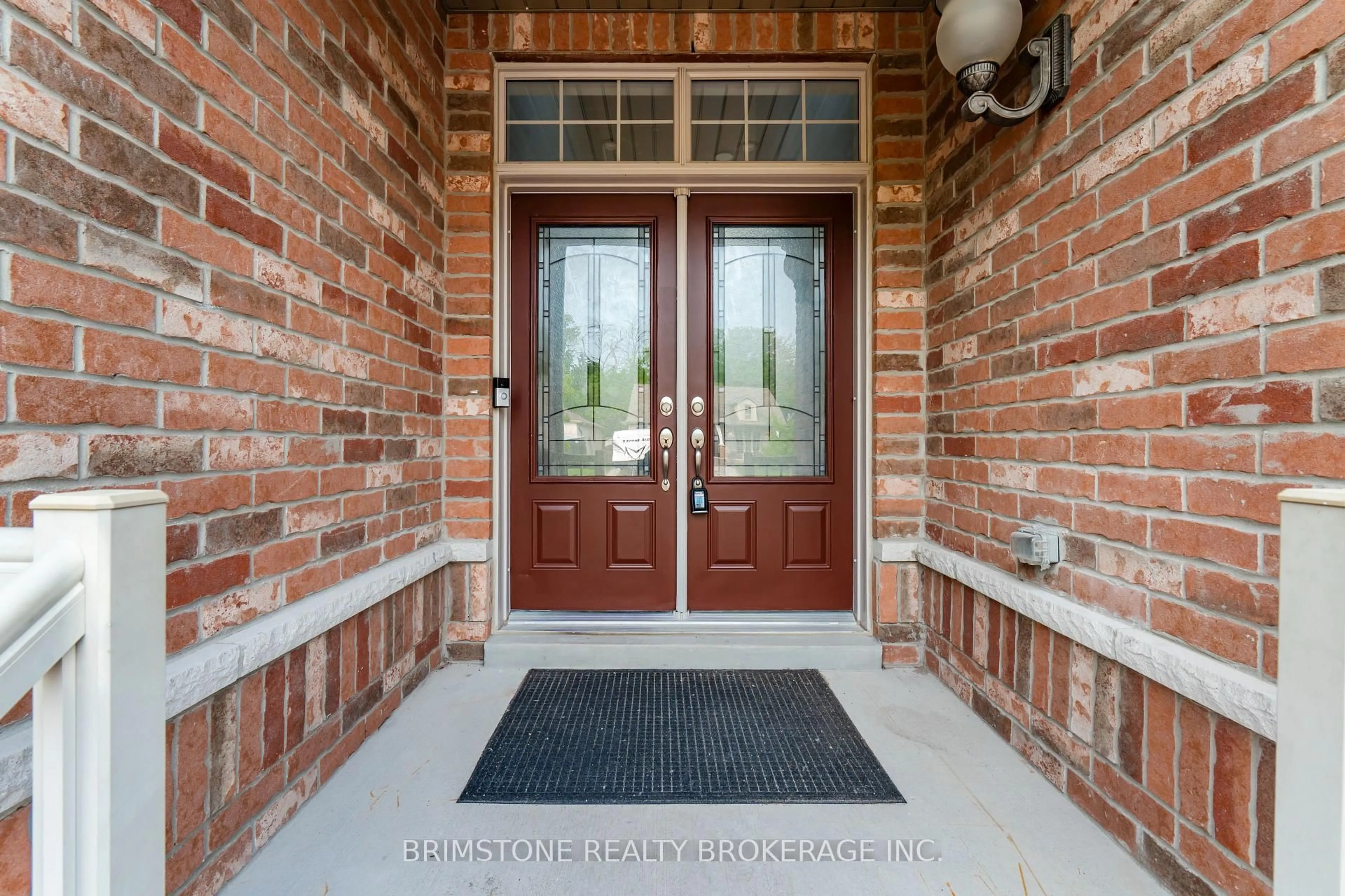 Indoor entryway for 5 Nadmarc Crt, Essa Ontario L0M 1B4