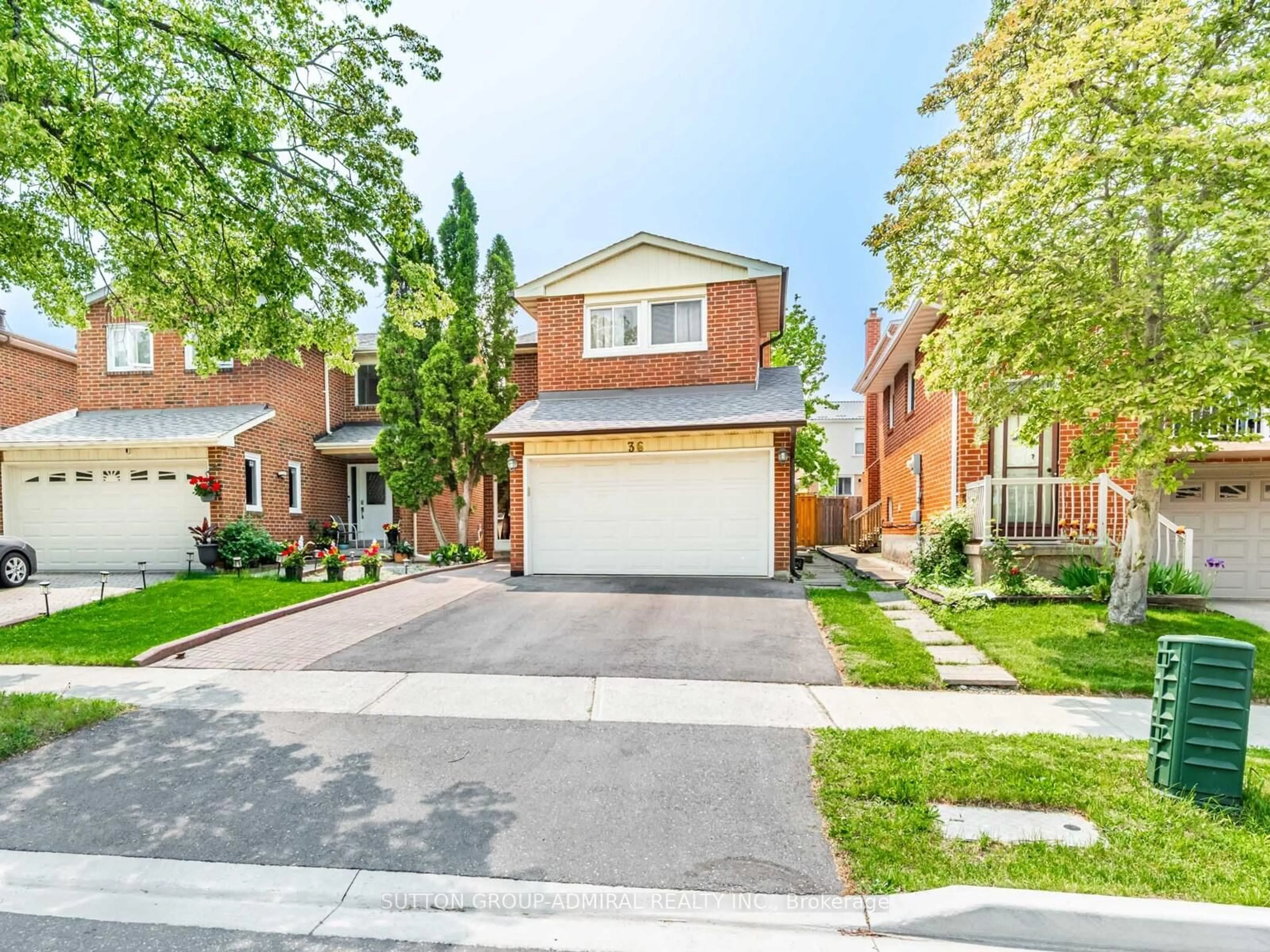Home with brick exterior material, street for 36 Spyglass Hill Rd, Vaughan Ontario L4K 2K7