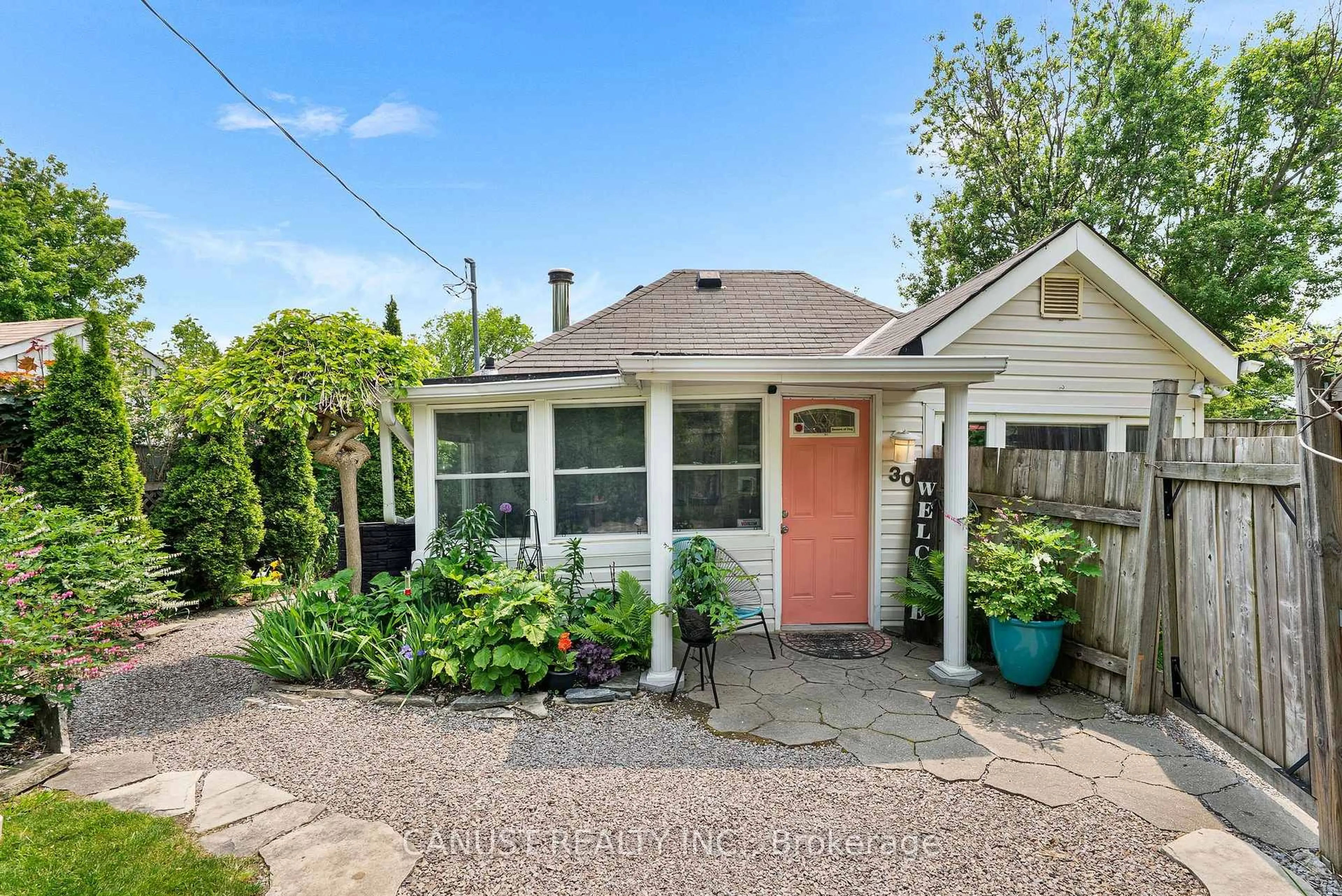 Unknown for 30 Parkhill Dr, Whitchurch-Stouffville Ontario L4A 2G1