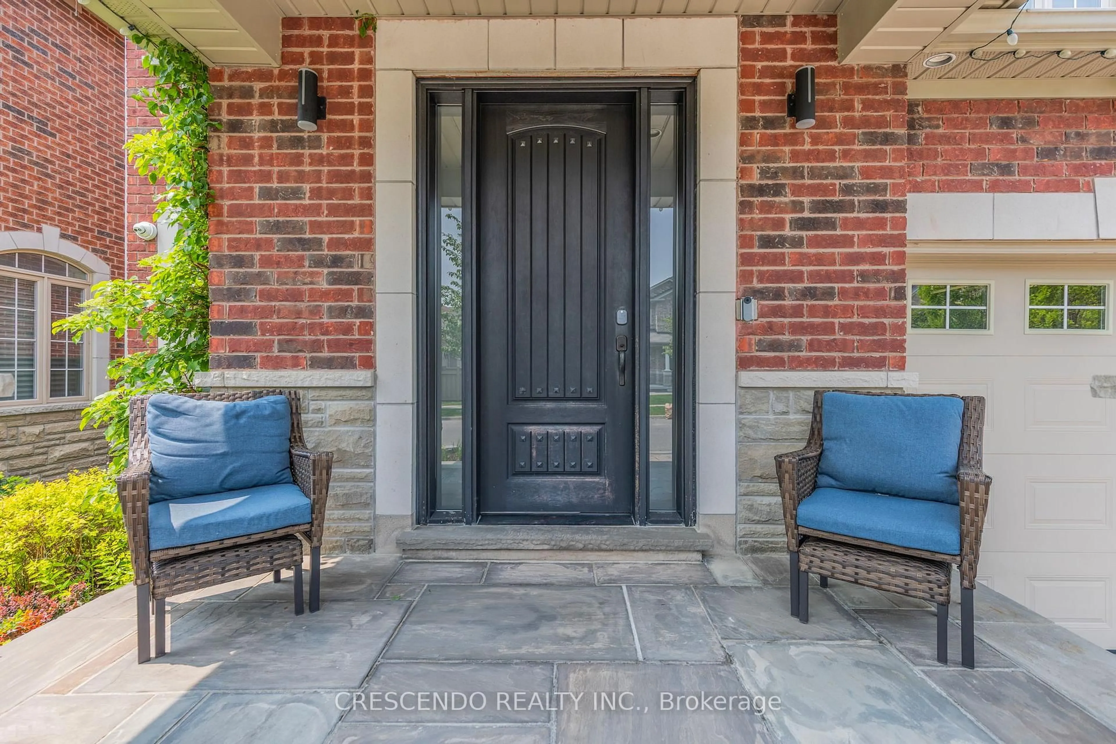 Indoor entryway for 226 Via Borghese St, Vaughan Ontario L4H 0Y8