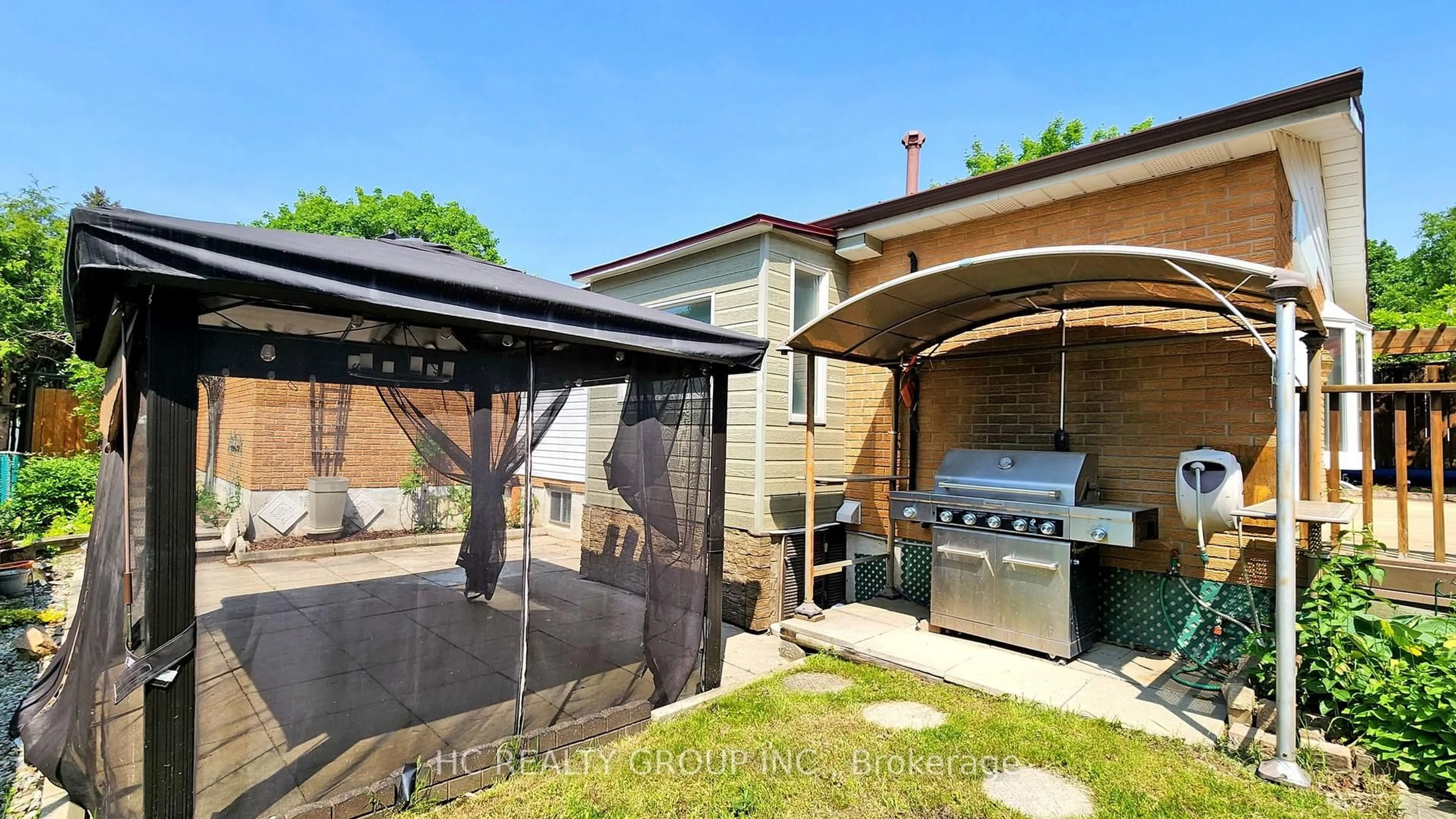 Patio, street for 21 SIR CONSTANTINE Dr, Markham Ontario L3P 2X3