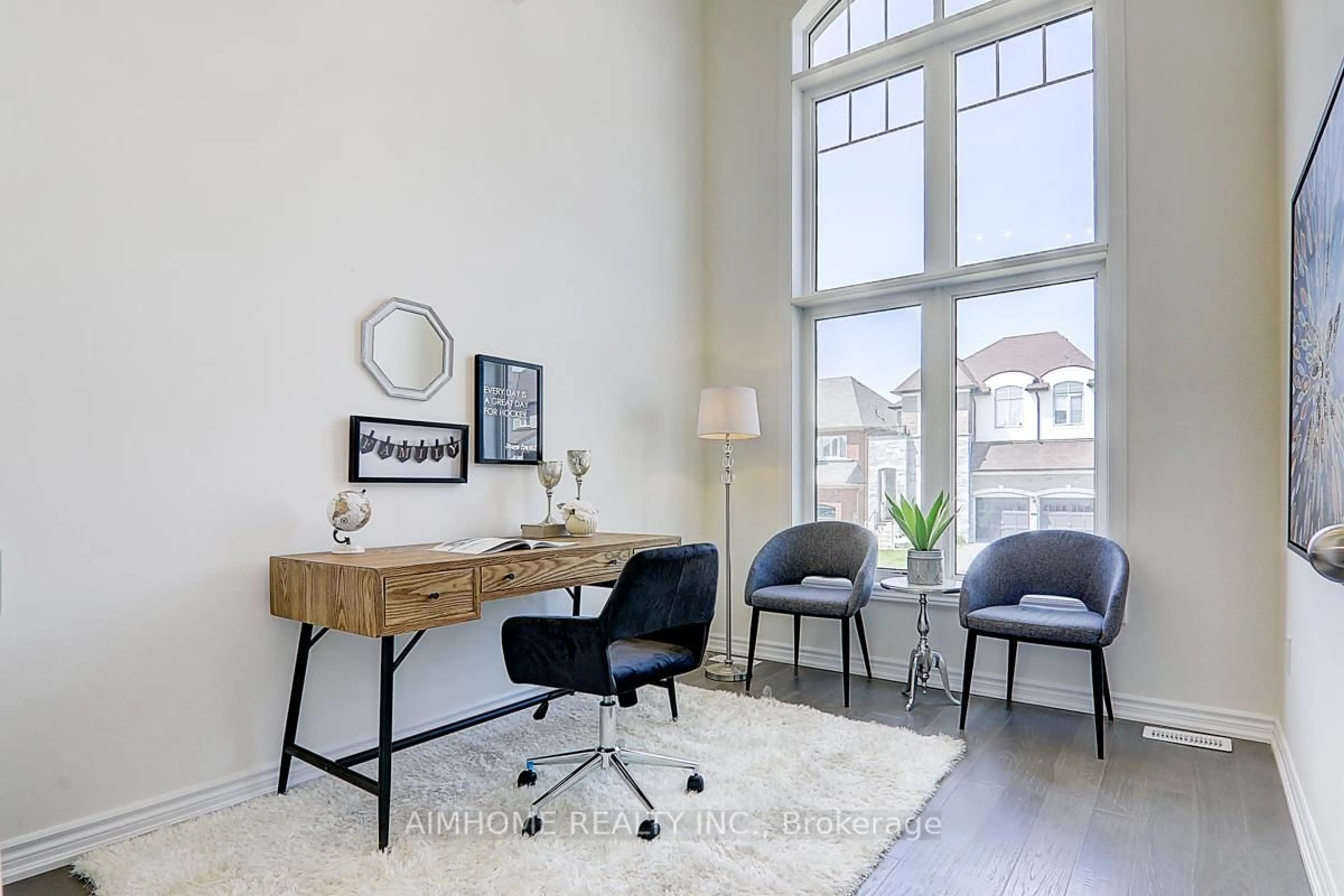 A pic of a room for 7 Goodwin Crt, East Gwillimbury Ontario L9N 0T7