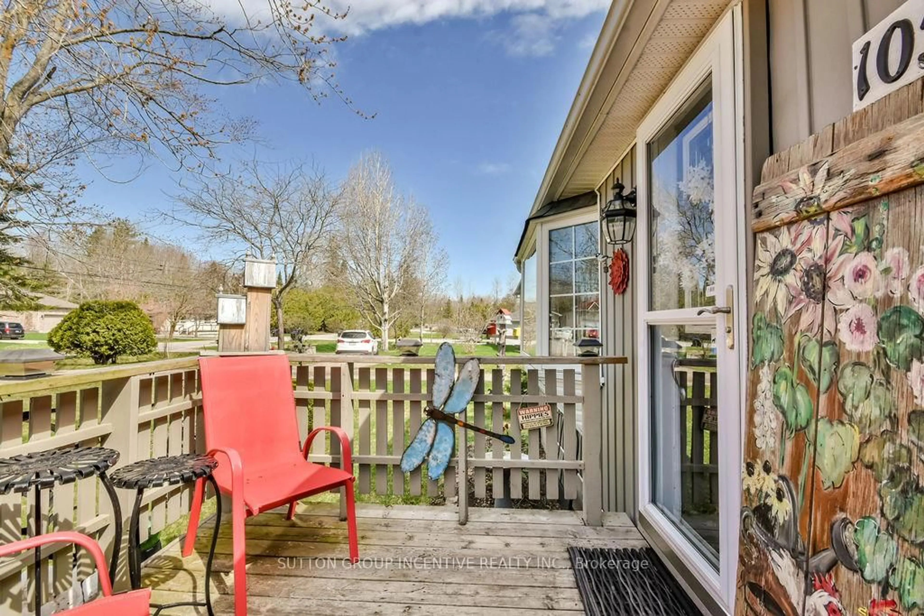 Patio, water/lake/river/ocean view for 1057 Ferrier Ave, Innisfil Ontario L0L 1W0