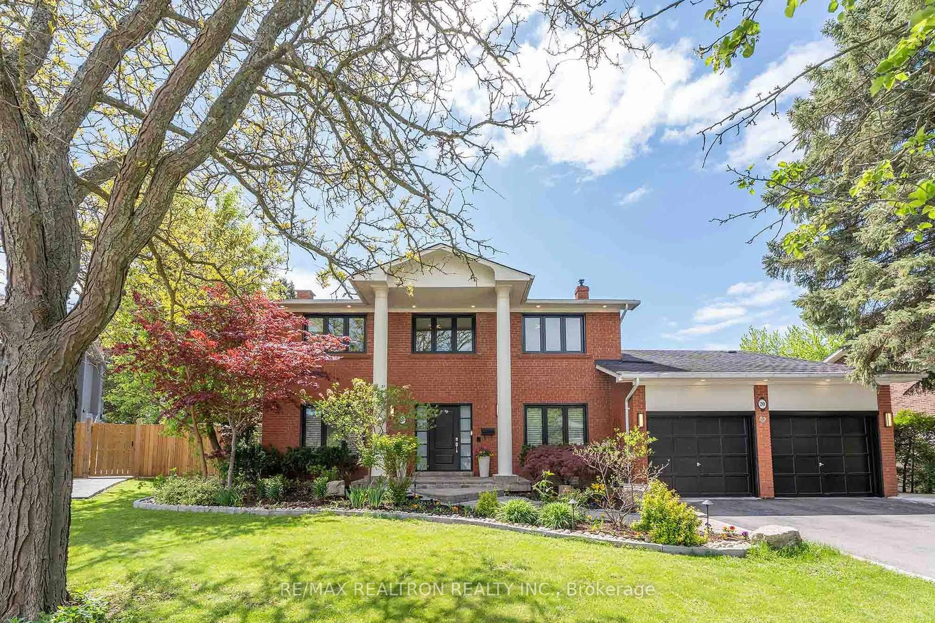 Home with brick exterior material, street for 20 Dale Park Crt, Markham Ontario L3T 2A2