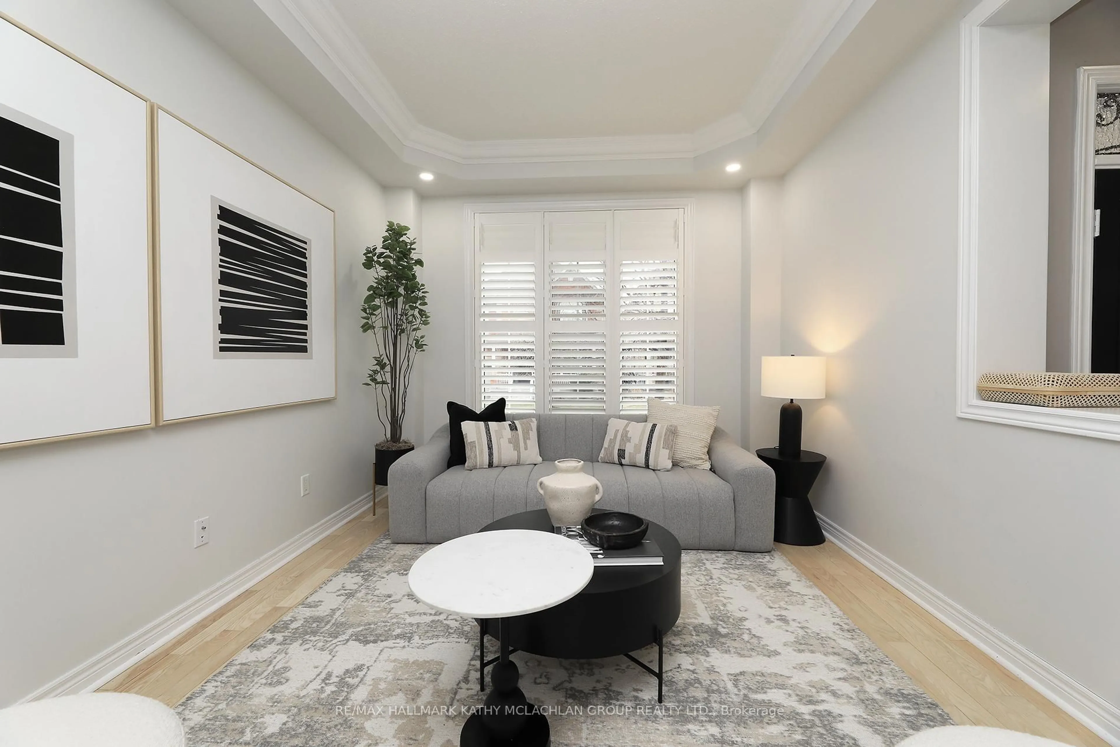 Living room with furniture, unknown for 103 Filippazzo Rd, Vaughan Ontario L4H 0N1