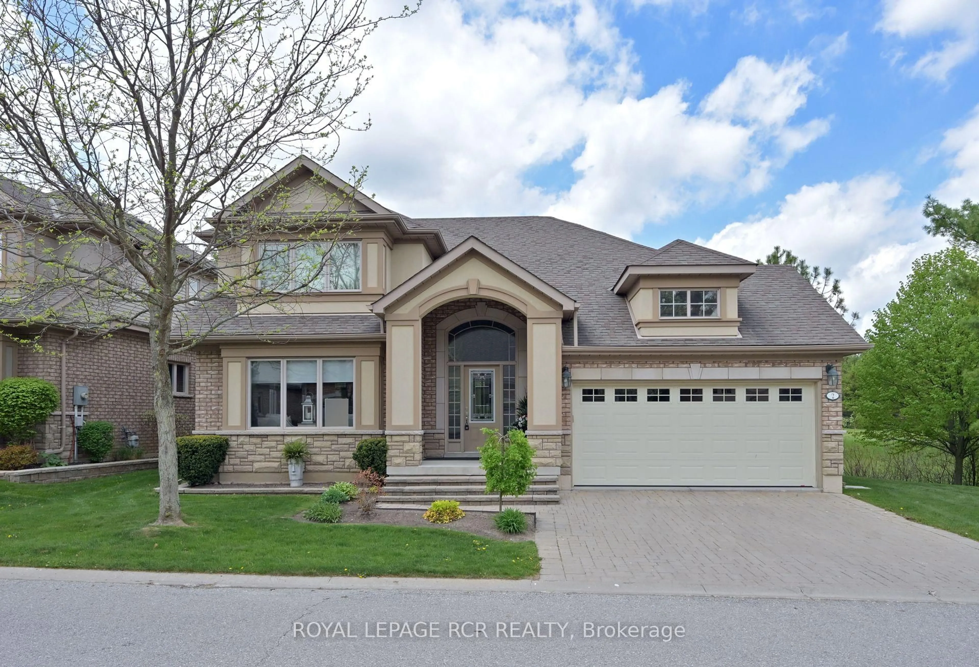 Home with brick exterior material, street for 2 Tuscany Grande, New Tecumseth Ontario L9R 0E2