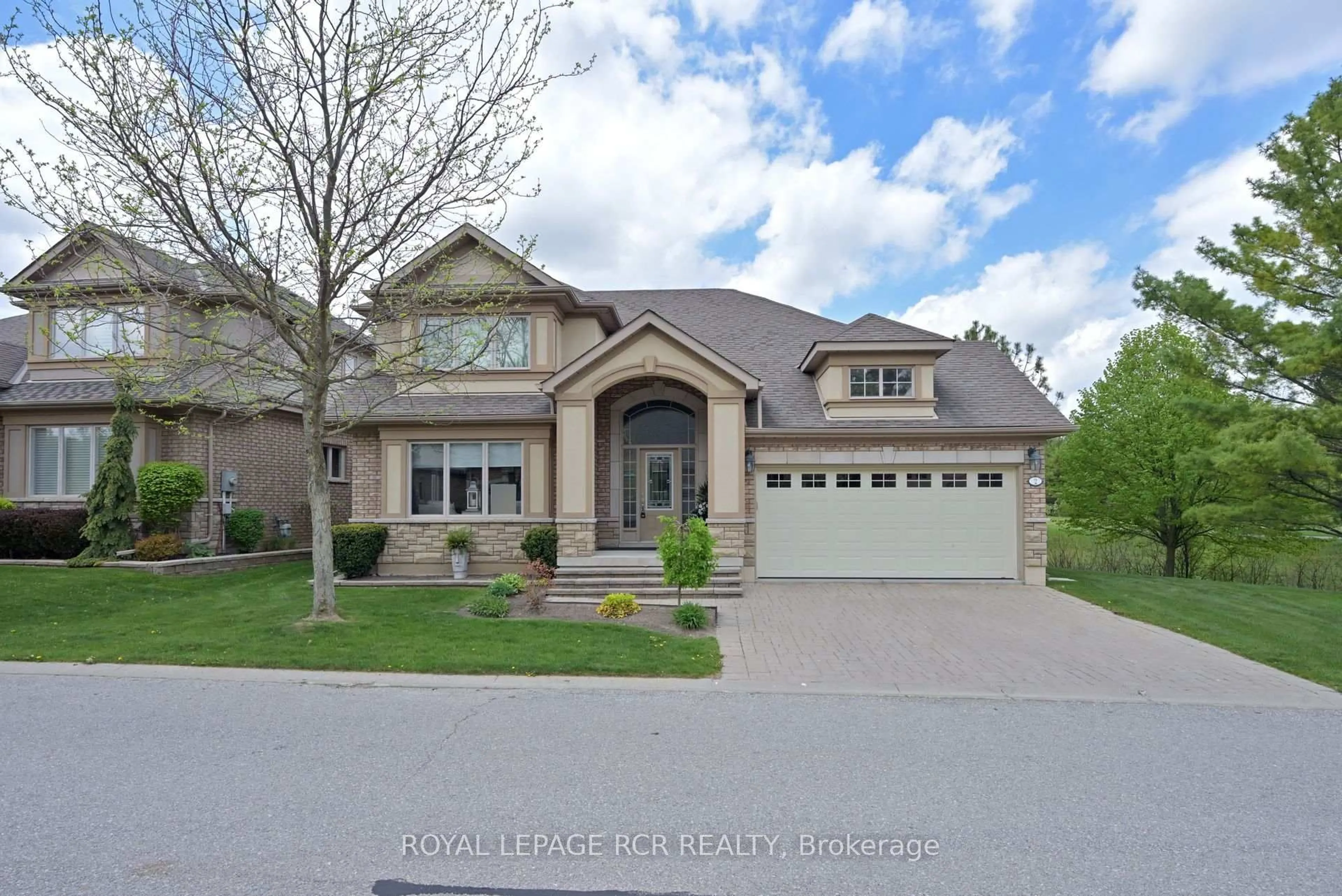 Home with brick exterior material, street for 2 Tuscany Grande, New Tecumseth Ontario L9R 0E2