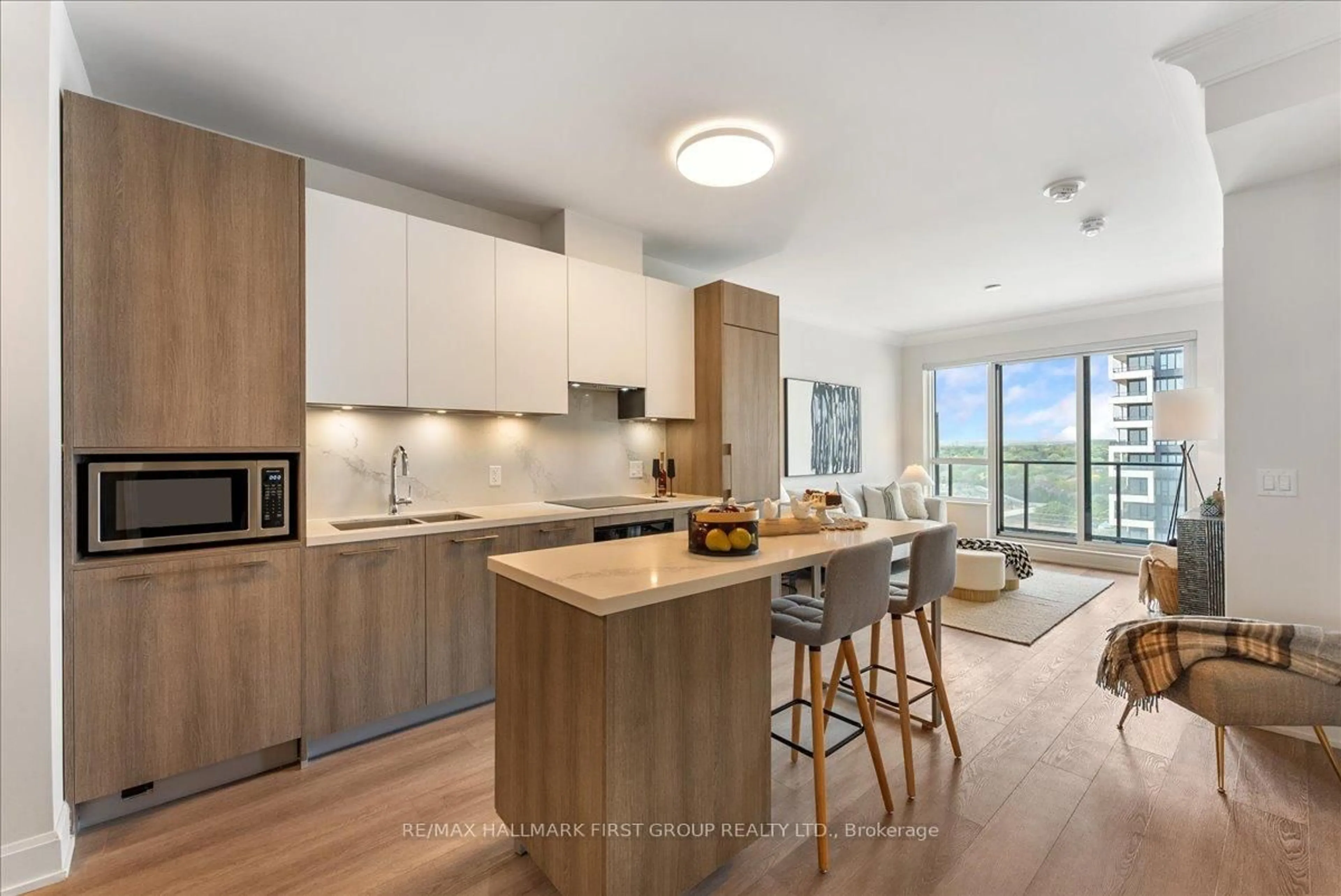 Open concept kitchen, wood/laminate floor for 8 Water Walk Dr #1608, Markham Ontario L3R 6L4