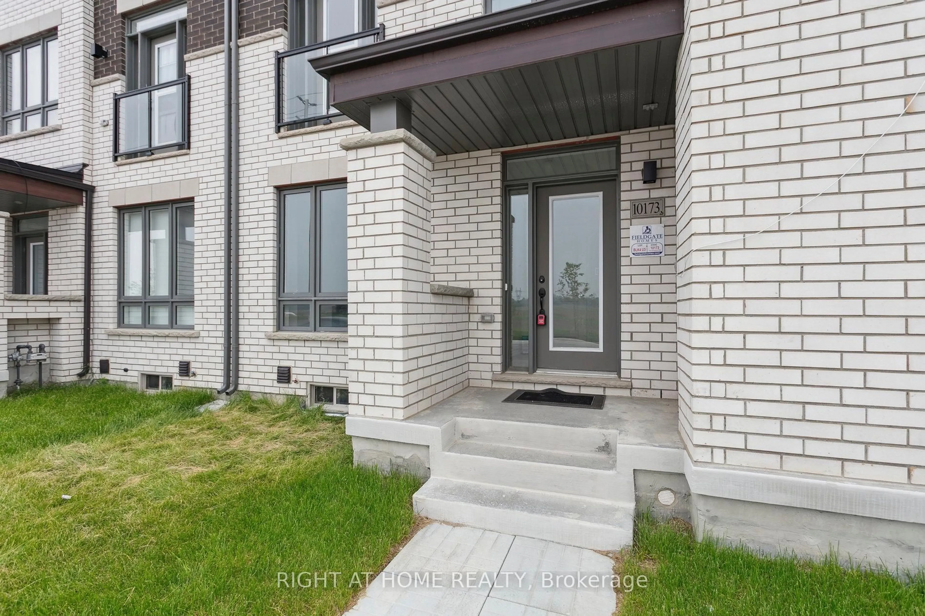 Home with brick exterior material, street for 10173 Huntington Rd, Vaughan Ontario L4H 5J5