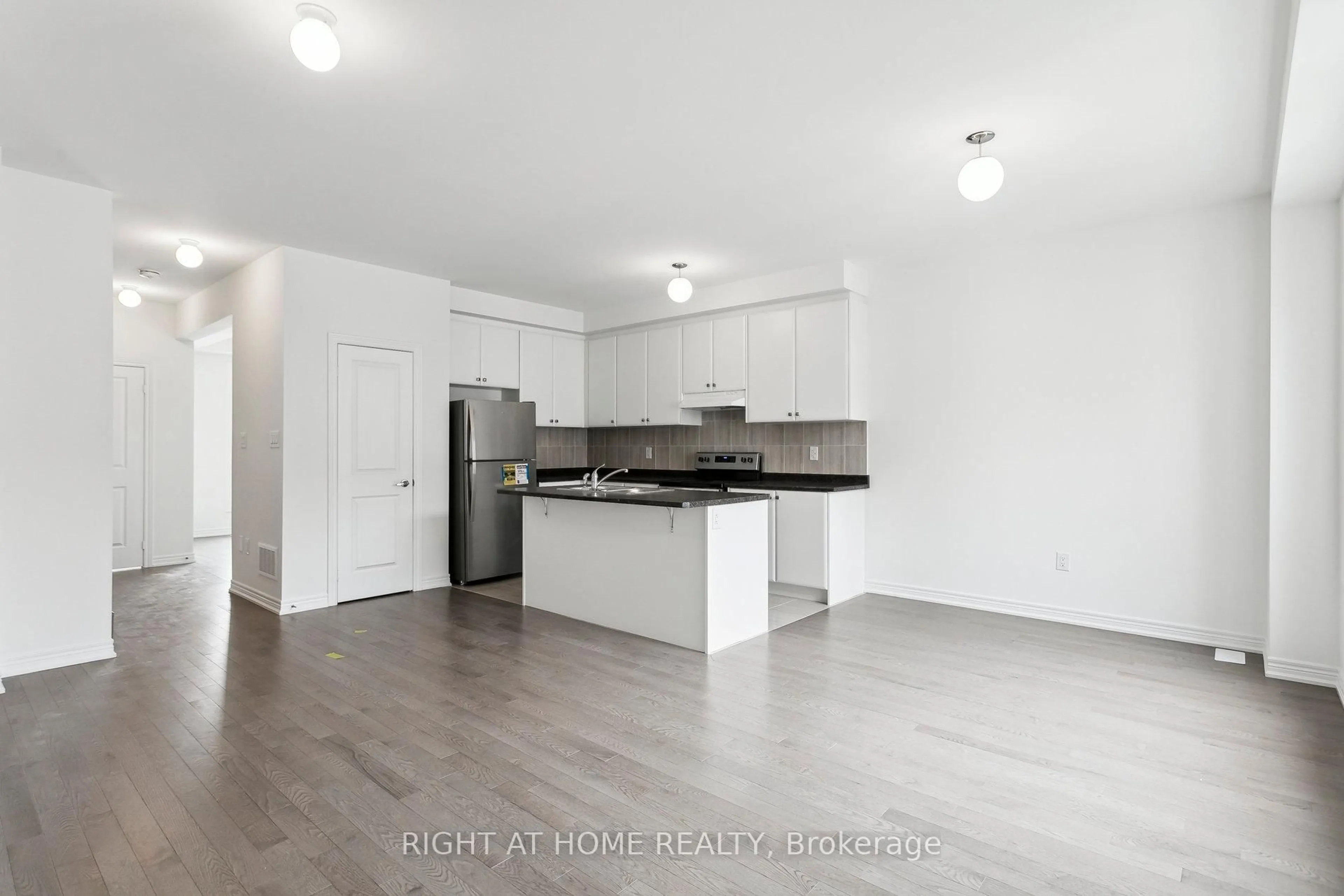 Open concept kitchen, unknown for 10173 Huntington Rd, Vaughan Ontario L4H 5J5