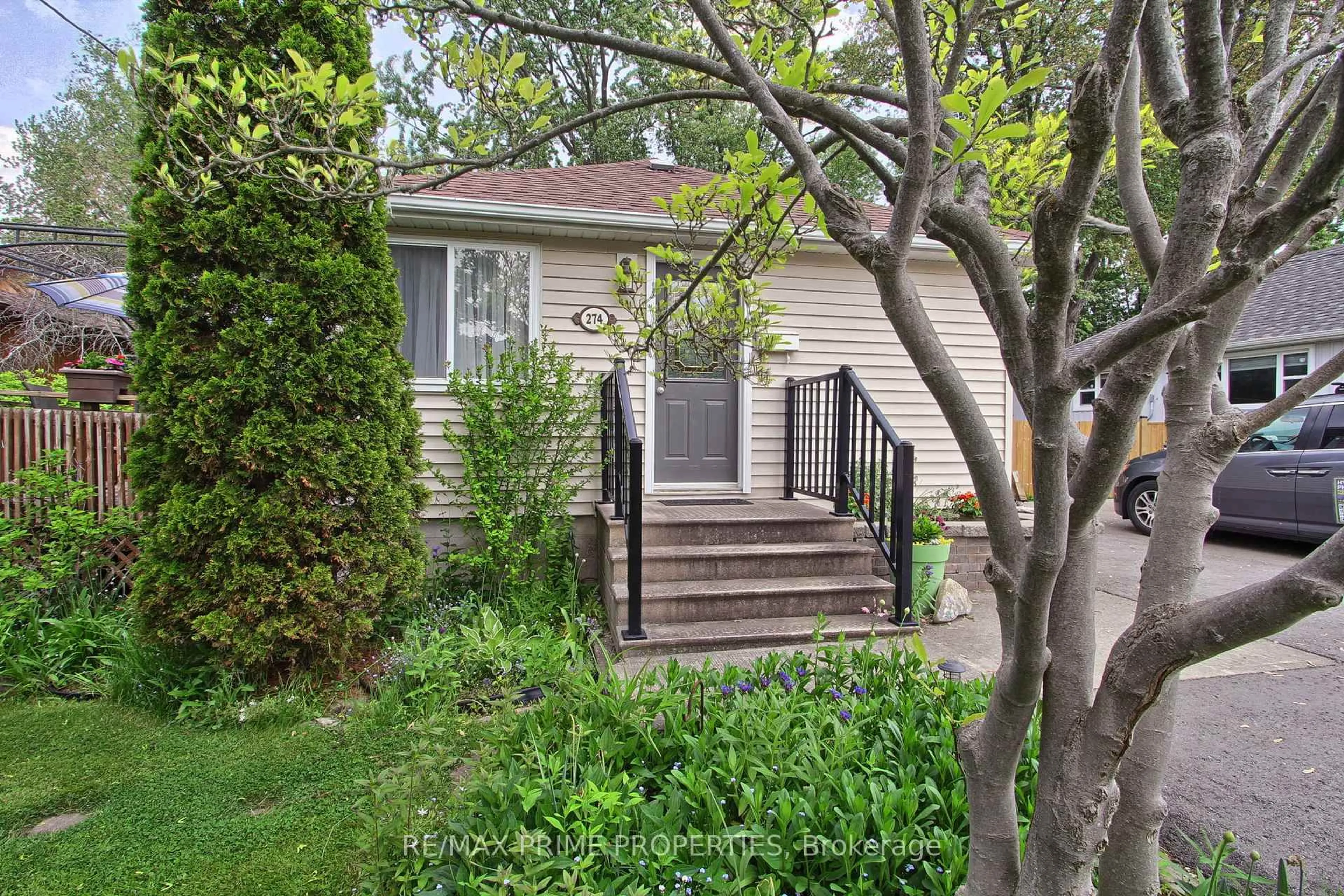 Unknown for 274 Parkway Ave, Georgina Ontario L4P 2V9