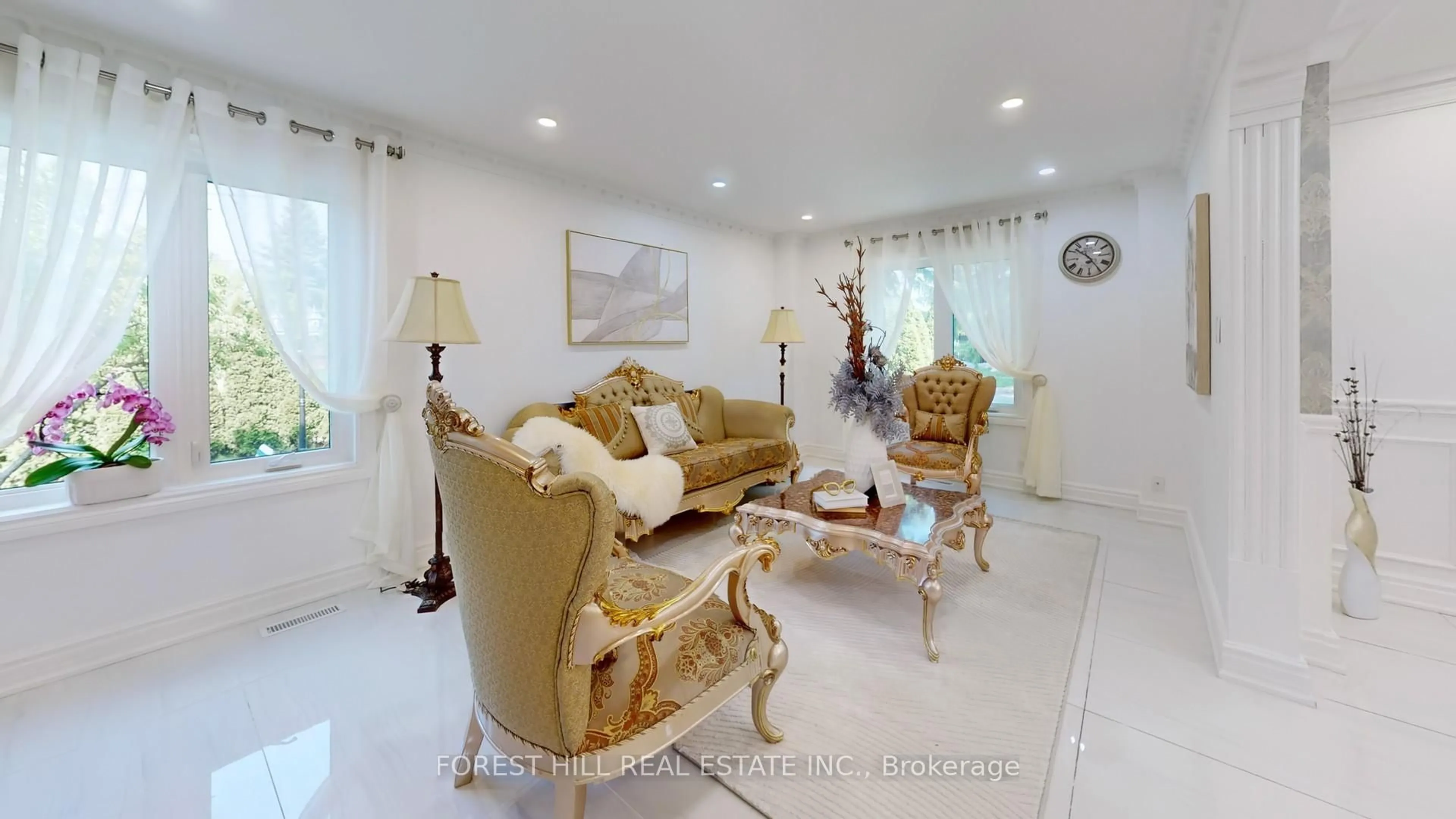 Living room with furniture, ceramic/tile floor for 133 Arten Ave, Richmond Hill Ontario L4C 9Y3