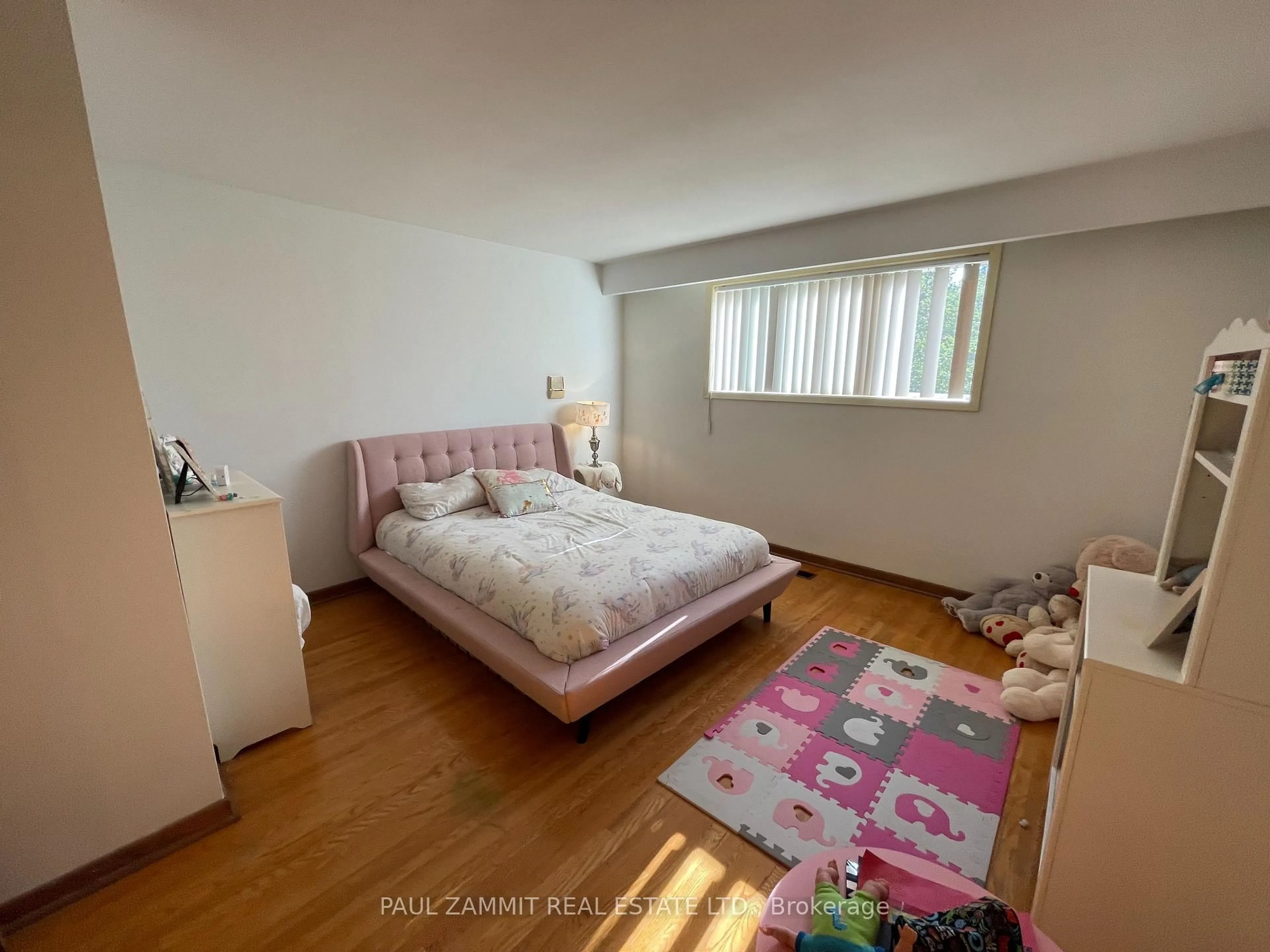 A pic of a room for 76 Johnson St, Markham Ontario L3T 2P1