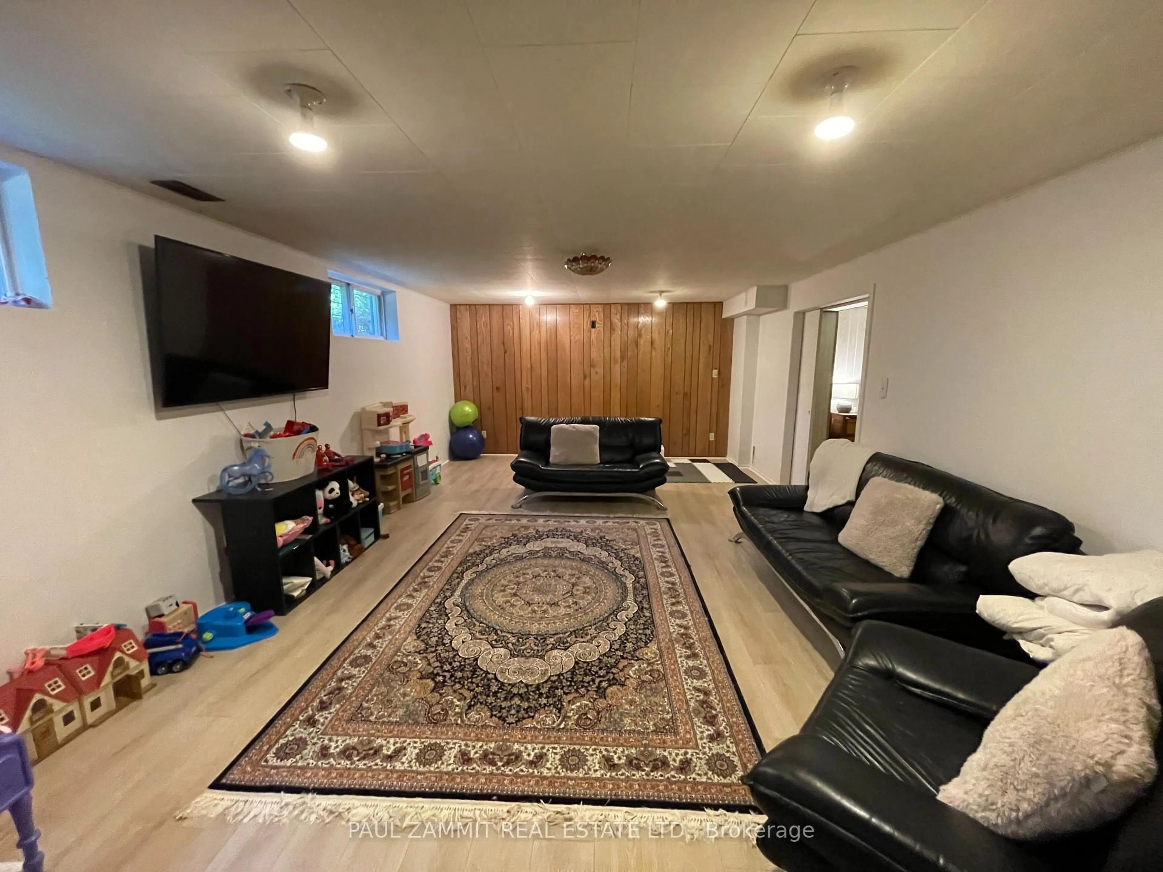 A pic of a room for 76 Johnson St, Markham Ontario L3T 2P1