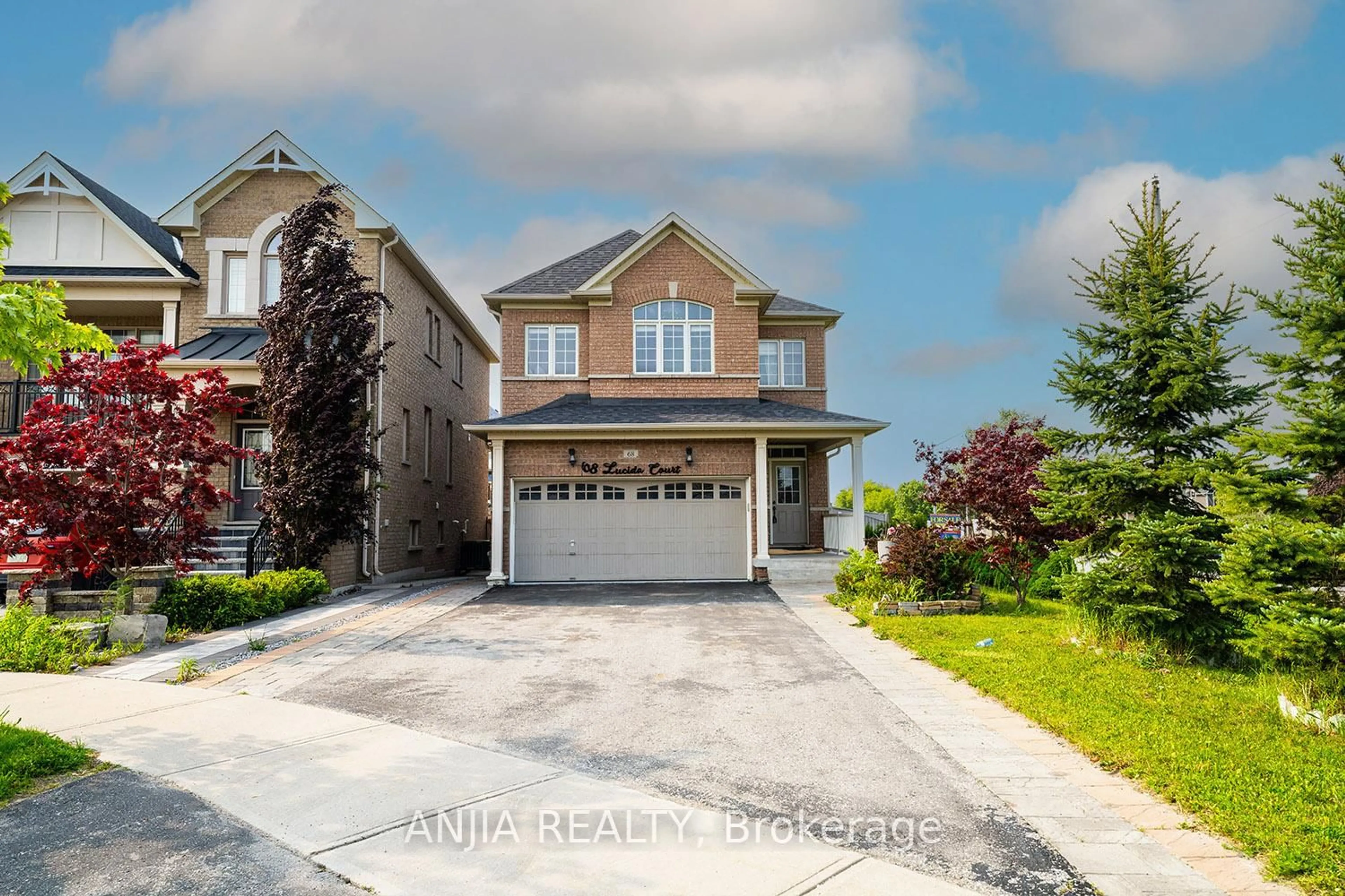 Unknown for 68 Lucida Crt, Whitchurch-Stouffville Ontario L4A 1S1