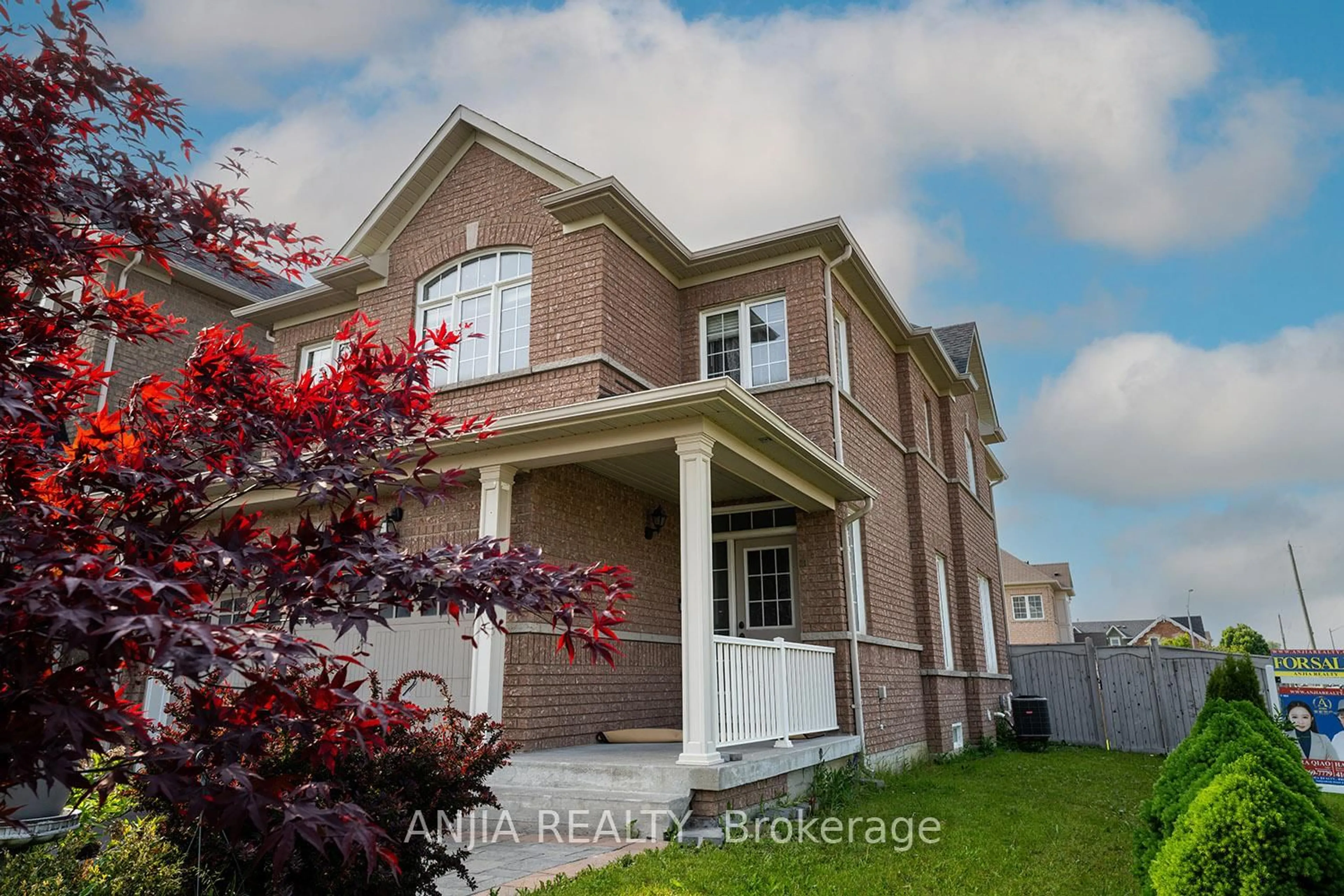 Home with brick exterior material, street for 68 Lucida Crt, Whitchurch-Stouffville Ontario L4A 1S1