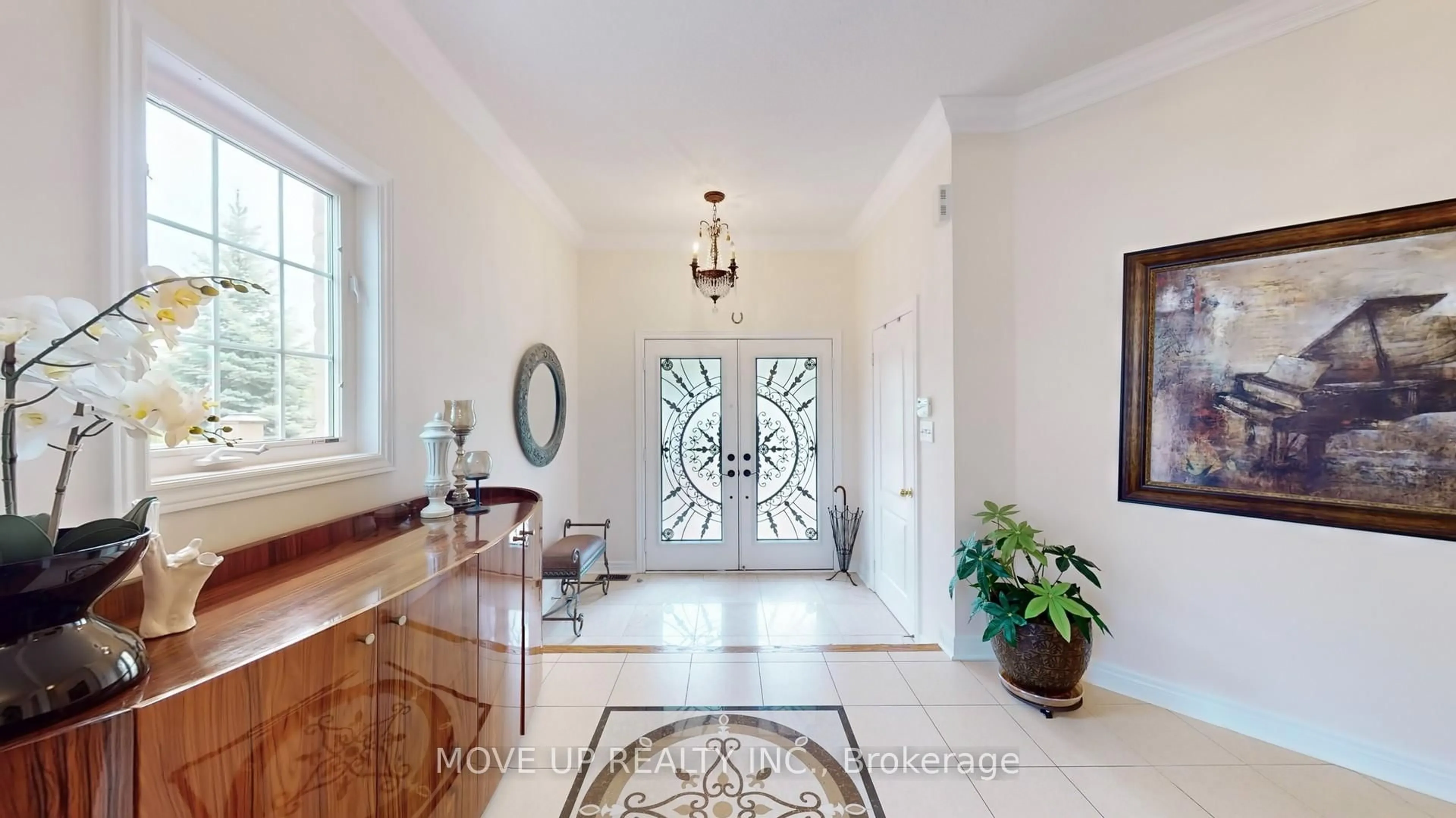 Indoor entryway for 84 Santa Amato Cres, Vaughan Ontario L4J 0E9