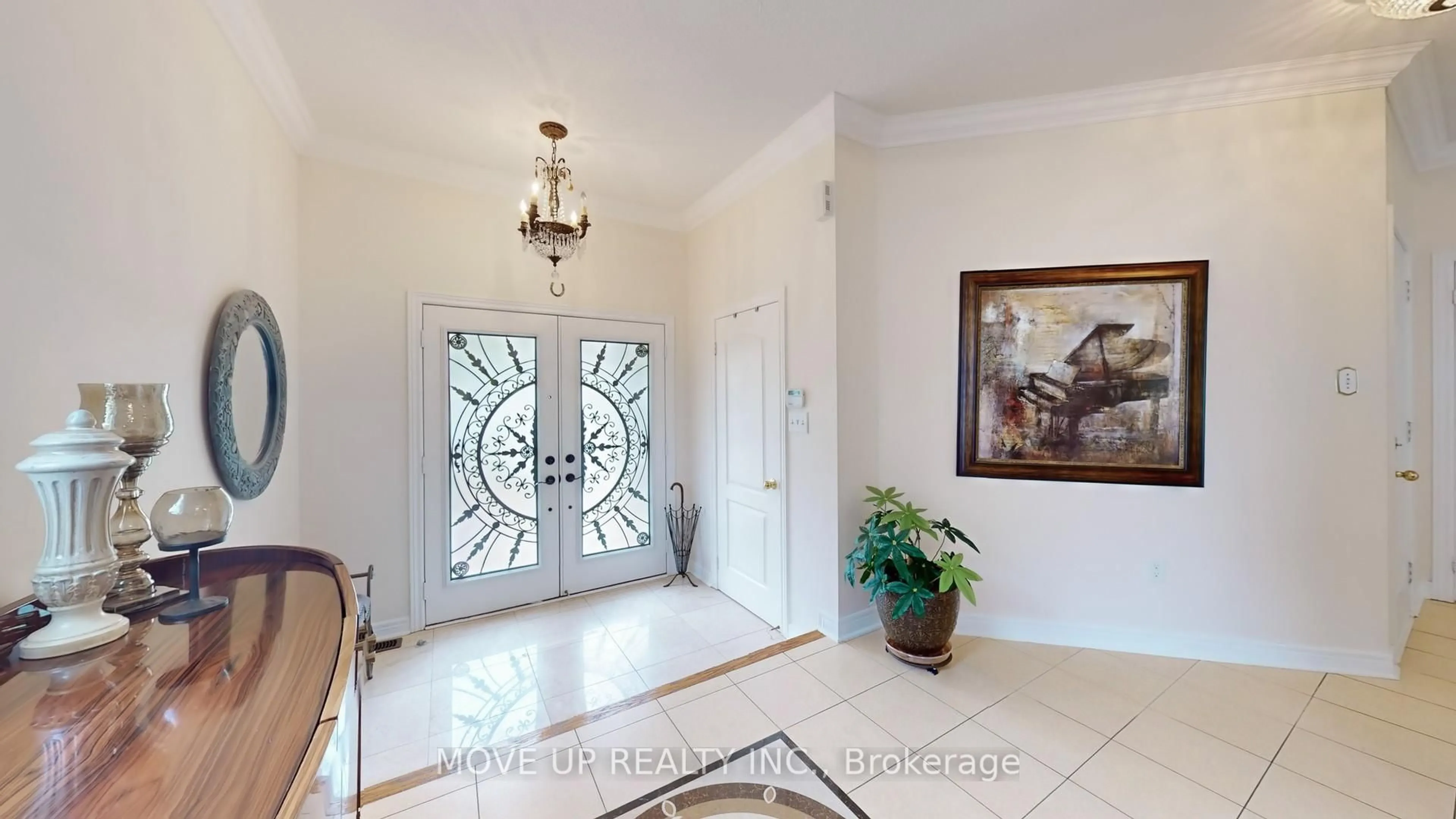 Indoor foyer for 84 Santa Amato Cres, Vaughan Ontario L4J 0E9