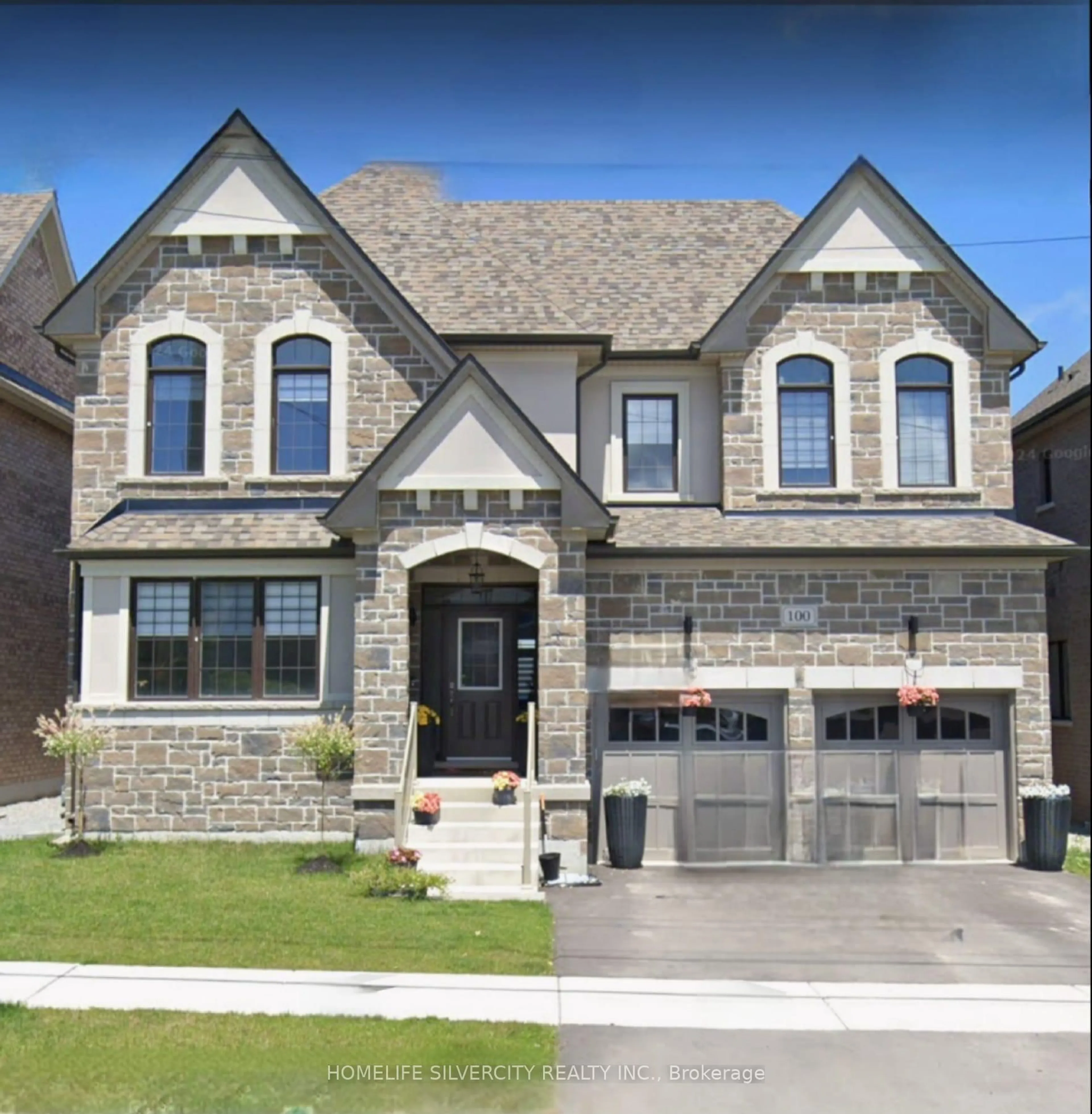 Home with brick exterior material, street for 100 Church St, Georgina Ontario L4P 1J4
