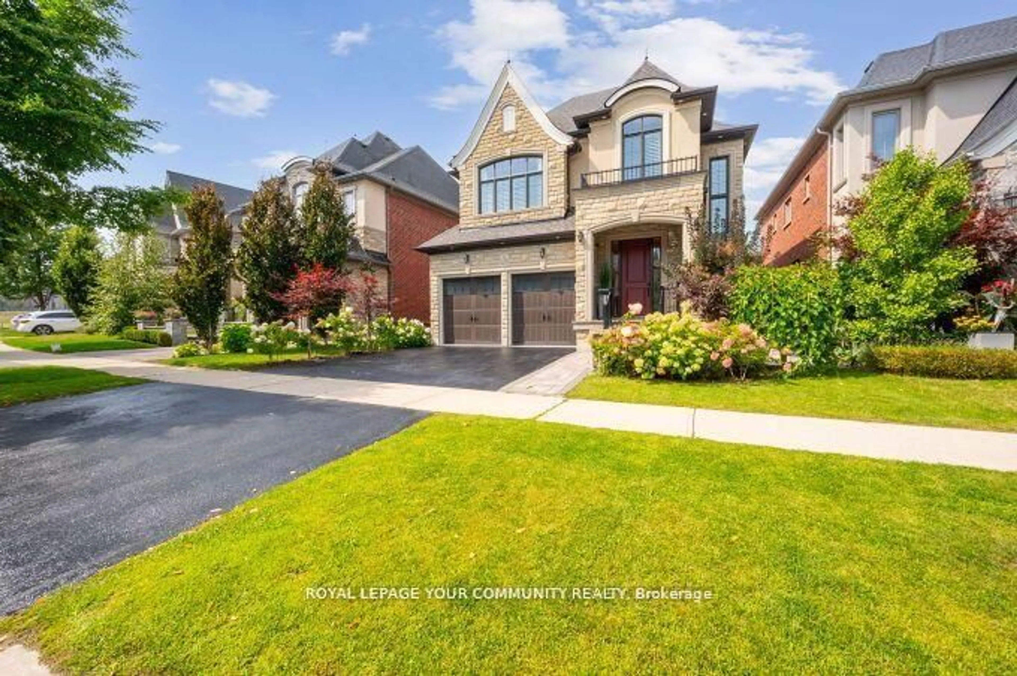 Home with brick exterior material, street for 14 Robert Berry Cres, King Ontario L7B 0M4