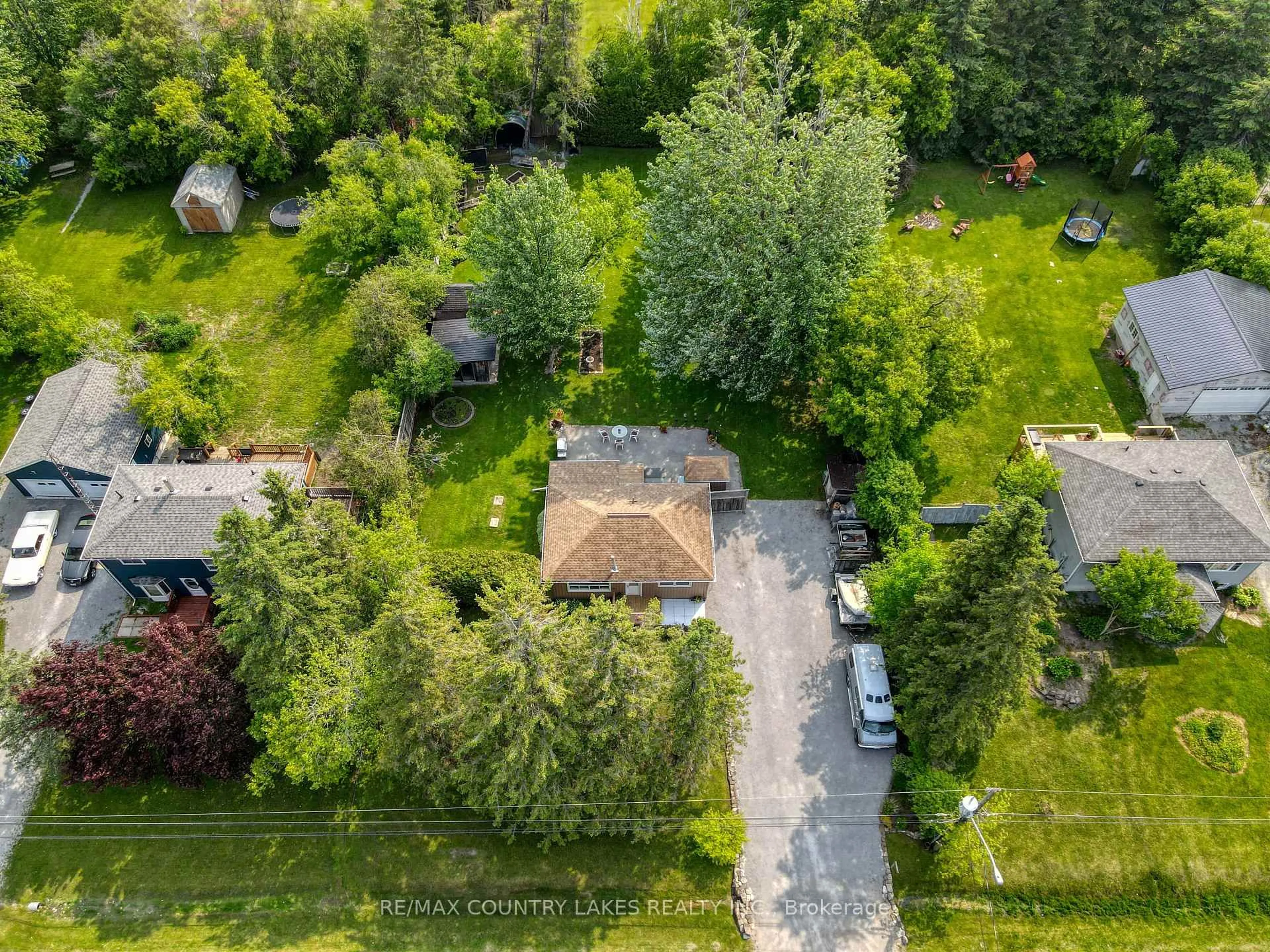 A pic from outside/outdoor area/front of a property/back of a property/a pic from drone, street for 15 Nancy Ave, Brock Ontario L0K 1A0