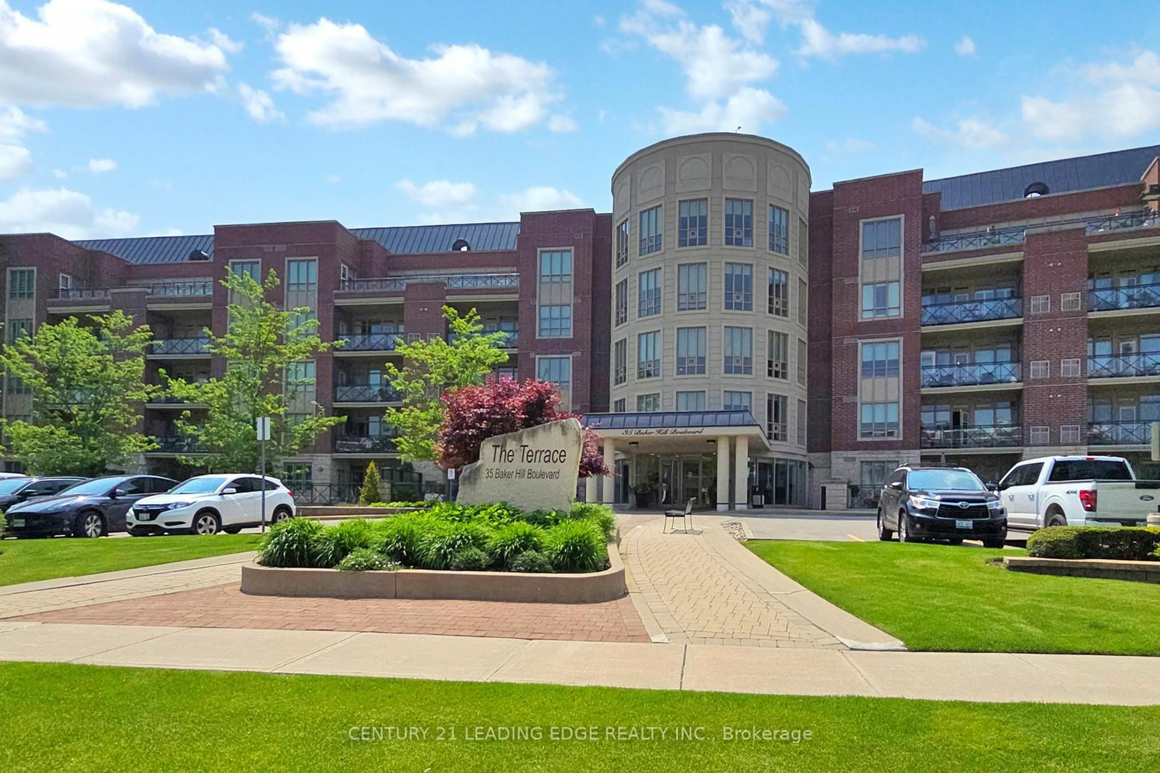 Unknown for 35 Baker Hill Blvd #305, Whitchurch-Stouffville Ontario L4A 1P8