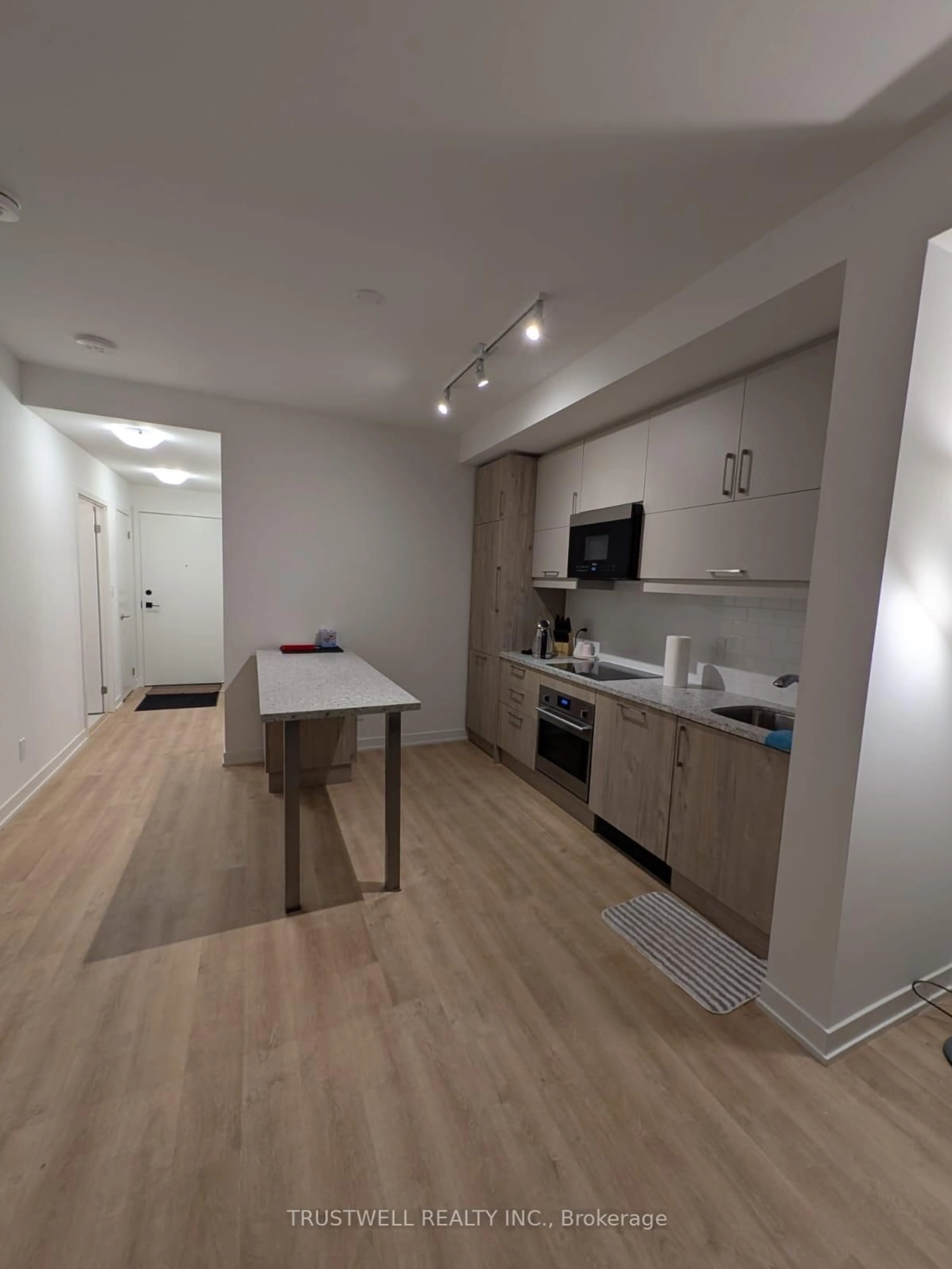 A pic of a room for 292 Verdale Crossing #B605, Markham Ontario L6G 0H6