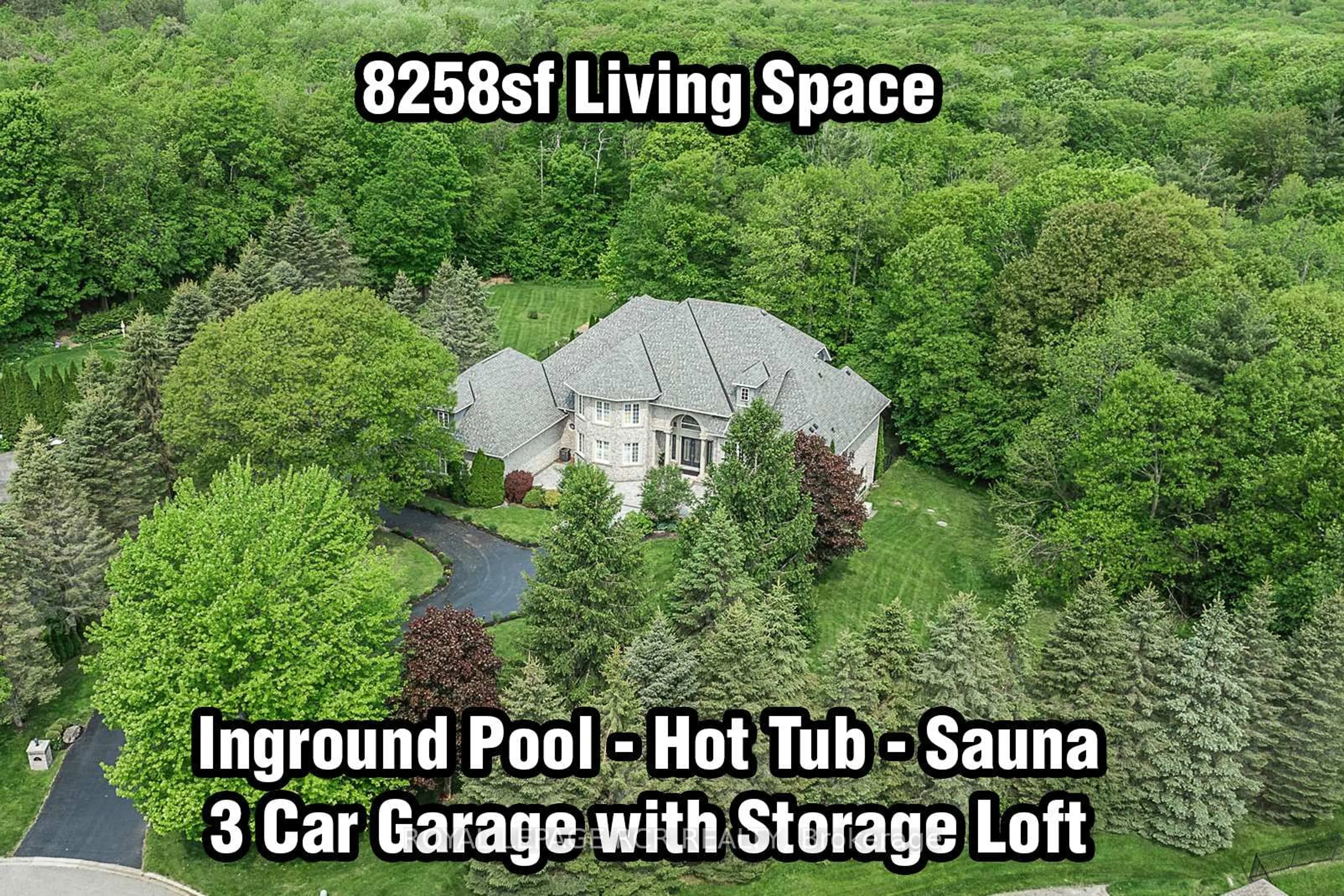 Indoor garage for 12 Deer Ru, Uxbridge Ontario L9P 1R4