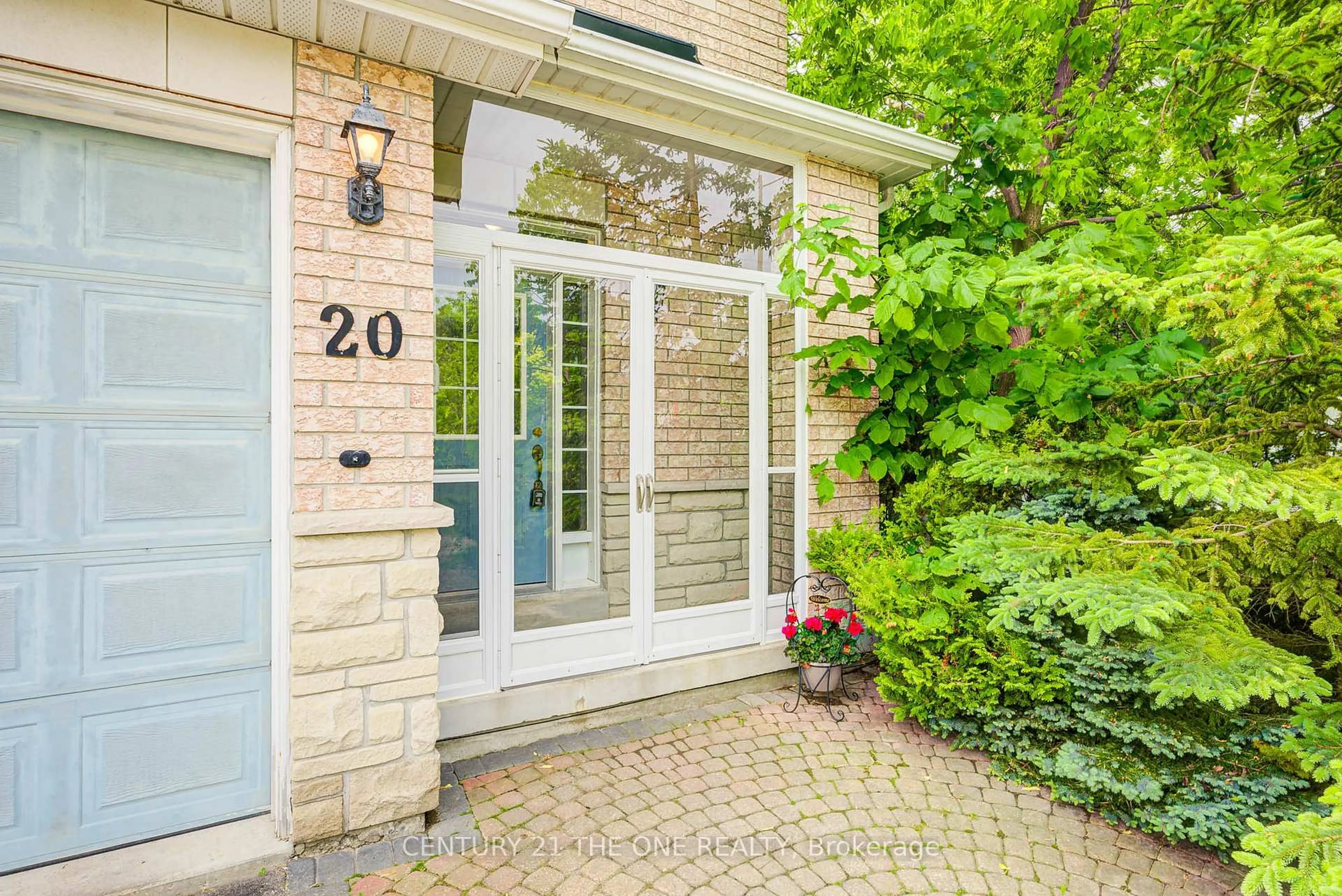 Unknown for 20 Goldbrook Cres, Richmond Hill Ontario L4S 1V4