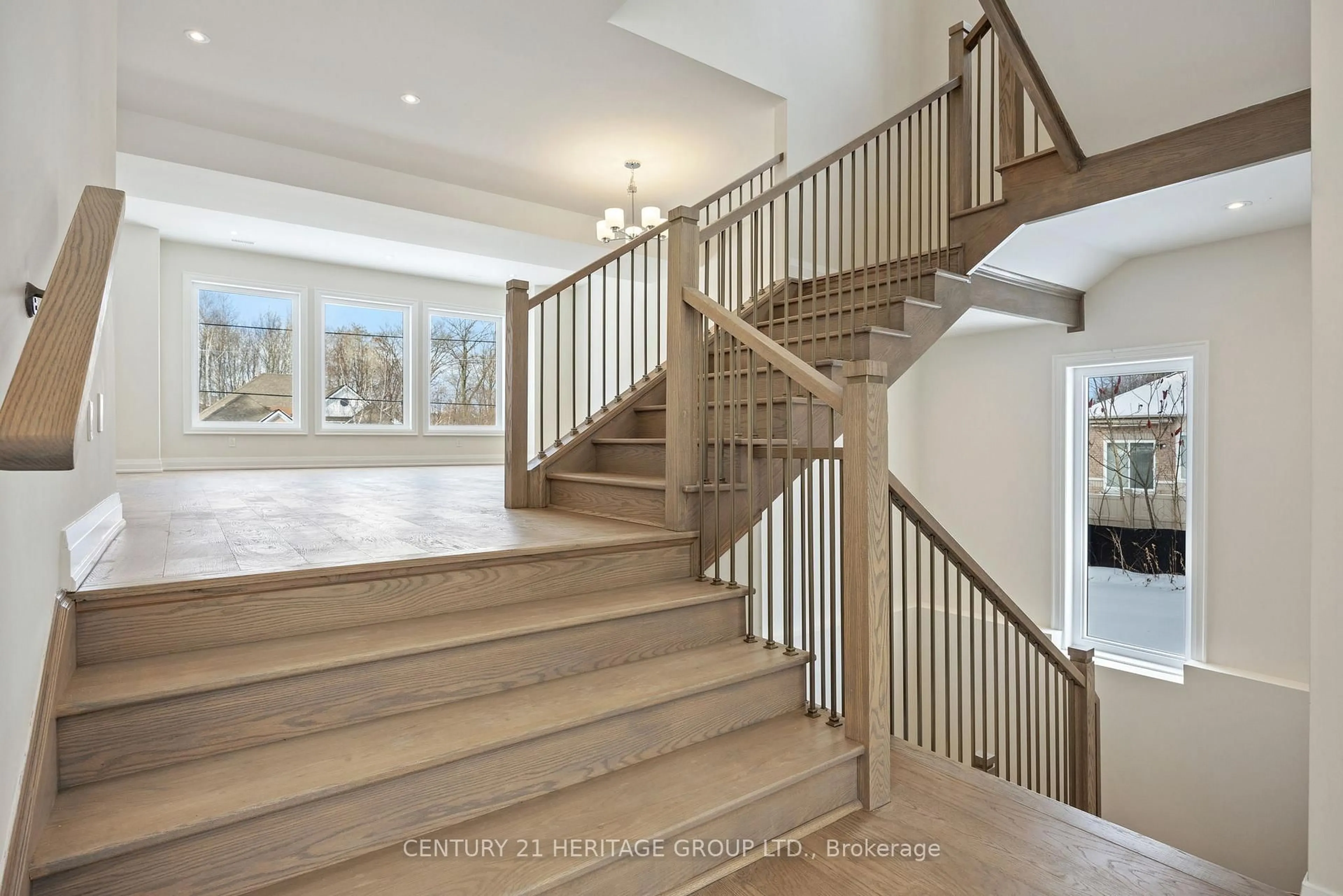 Unknown for 157 Snively St, Richmond Hill Ontario L4E 3E9