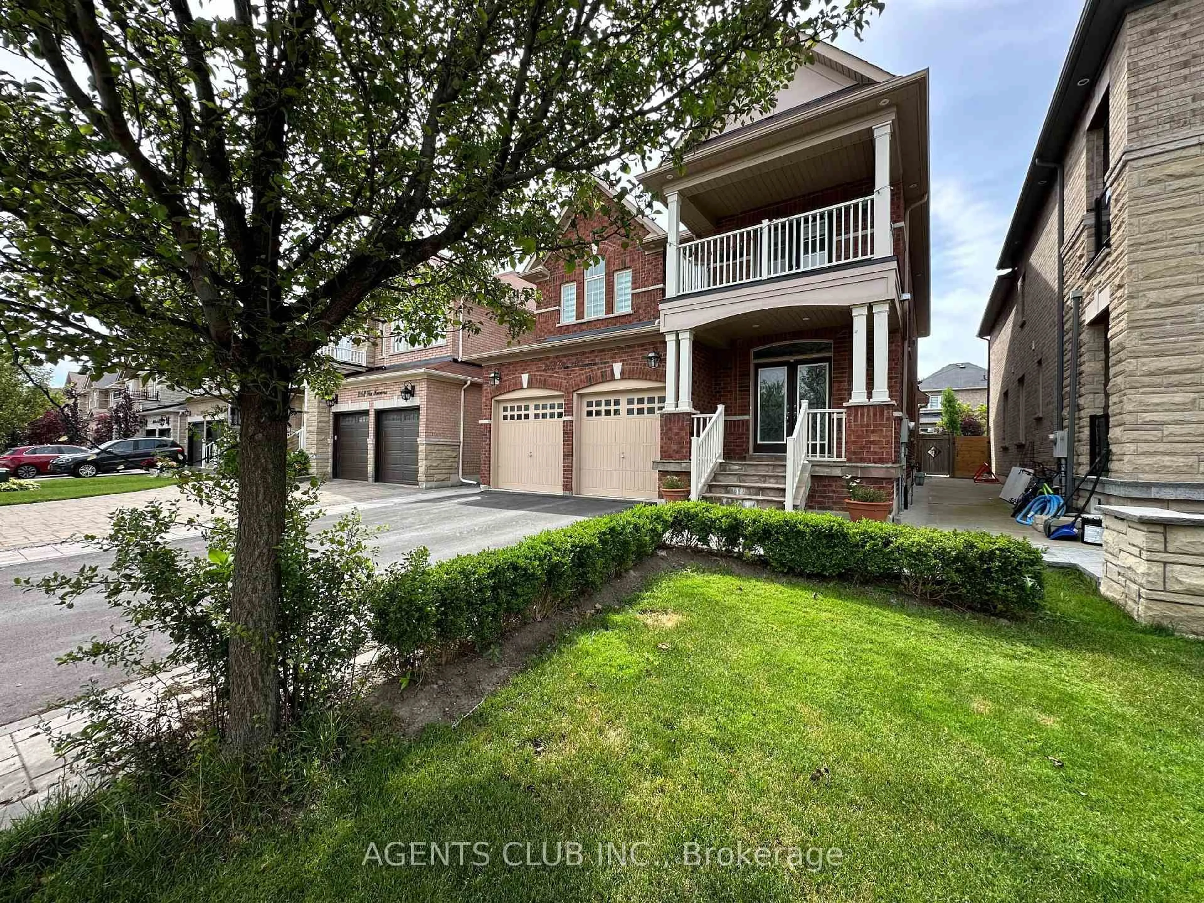 Home with brick exterior material, street for 205 Via Toscana, Vaughan Ontario L4H 0Z1