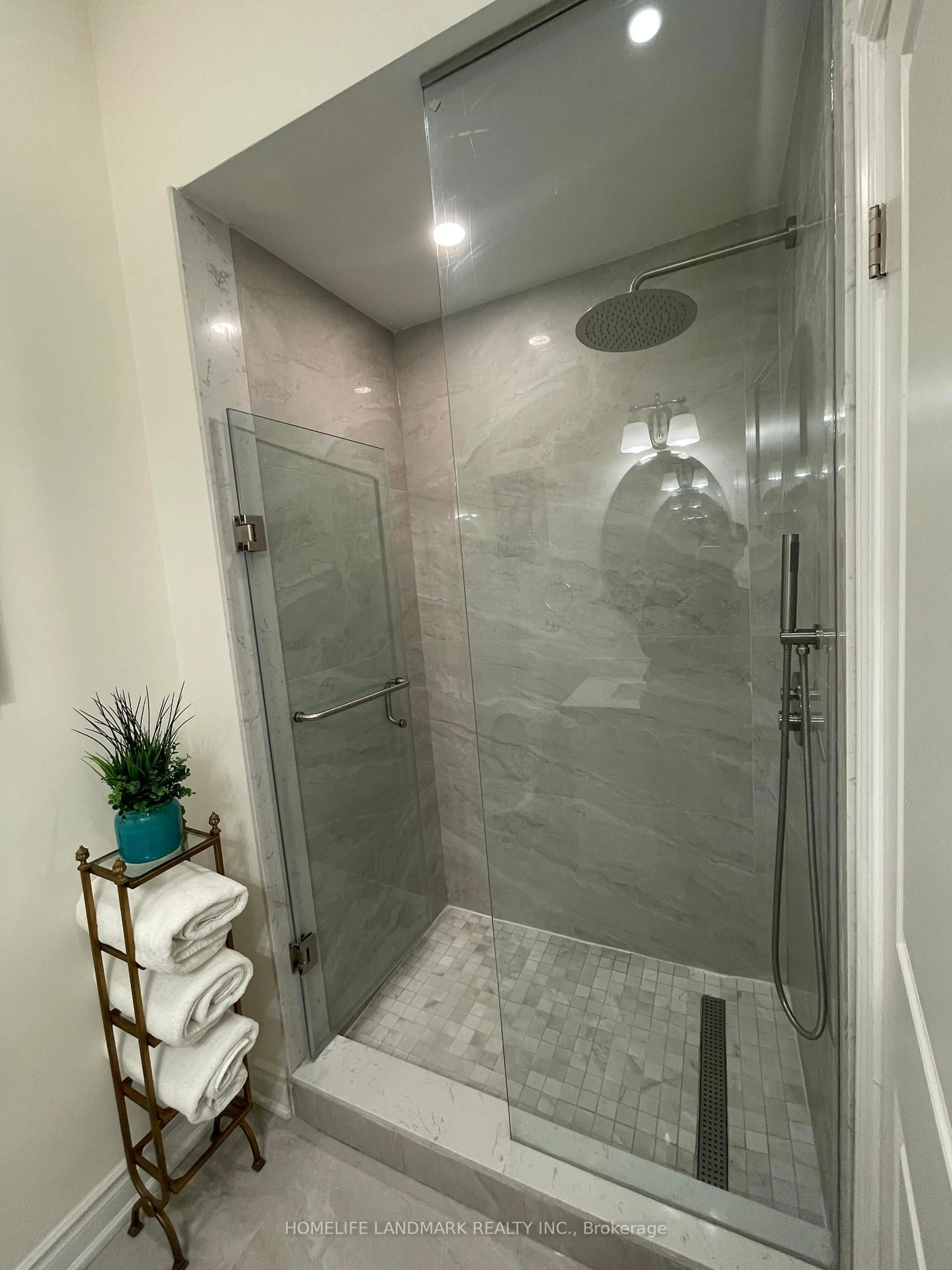 Contemporary bathroom, ceramic/tile floor for 22 Lord Melborne St, Markham Ontario L6C 0Z5