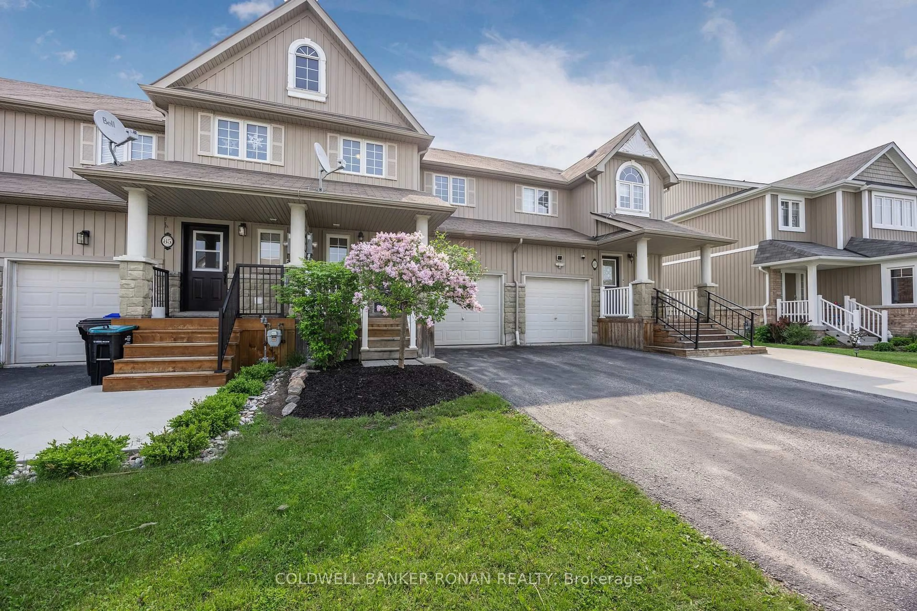 Home with vinyl exterior material, street for 87 Warman St, New Tecumseth Ontario L9R 0B8