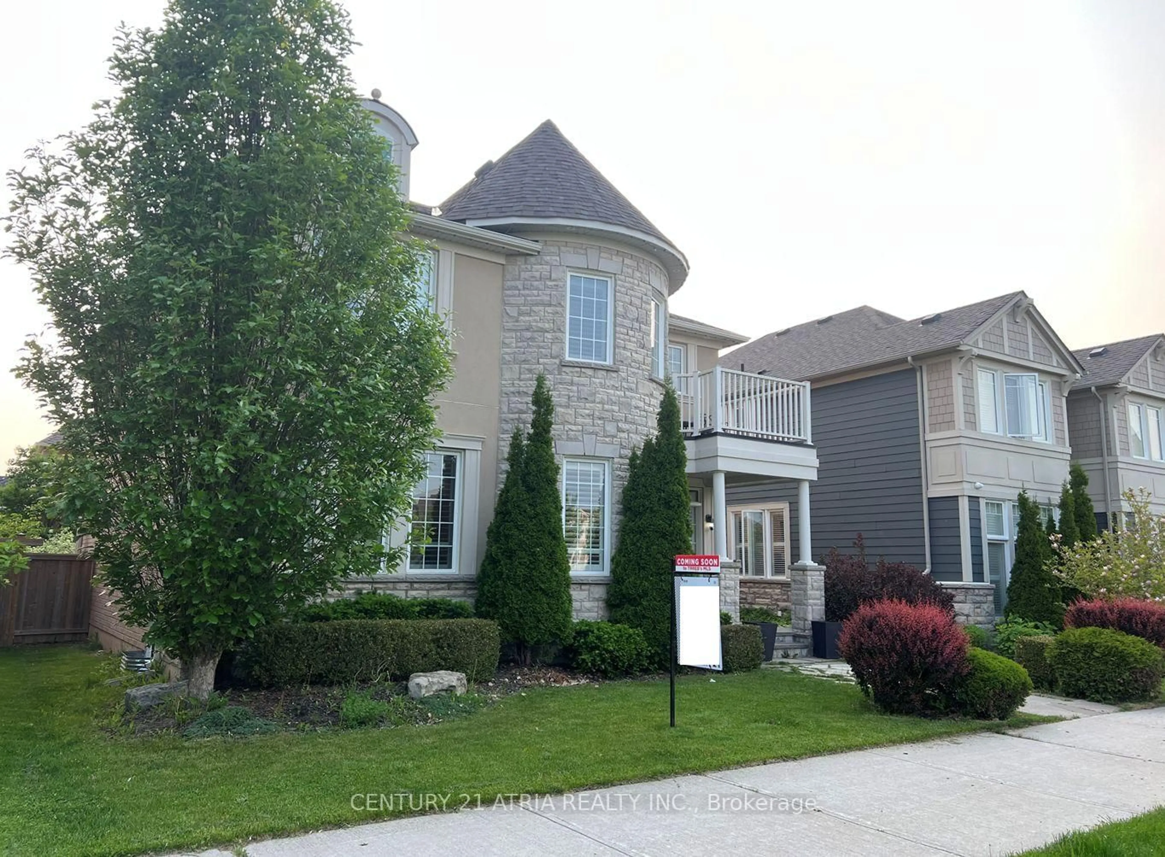 Home with vinyl exterior material, street for 8 Peer St, Markham Ontario L6B 0R1