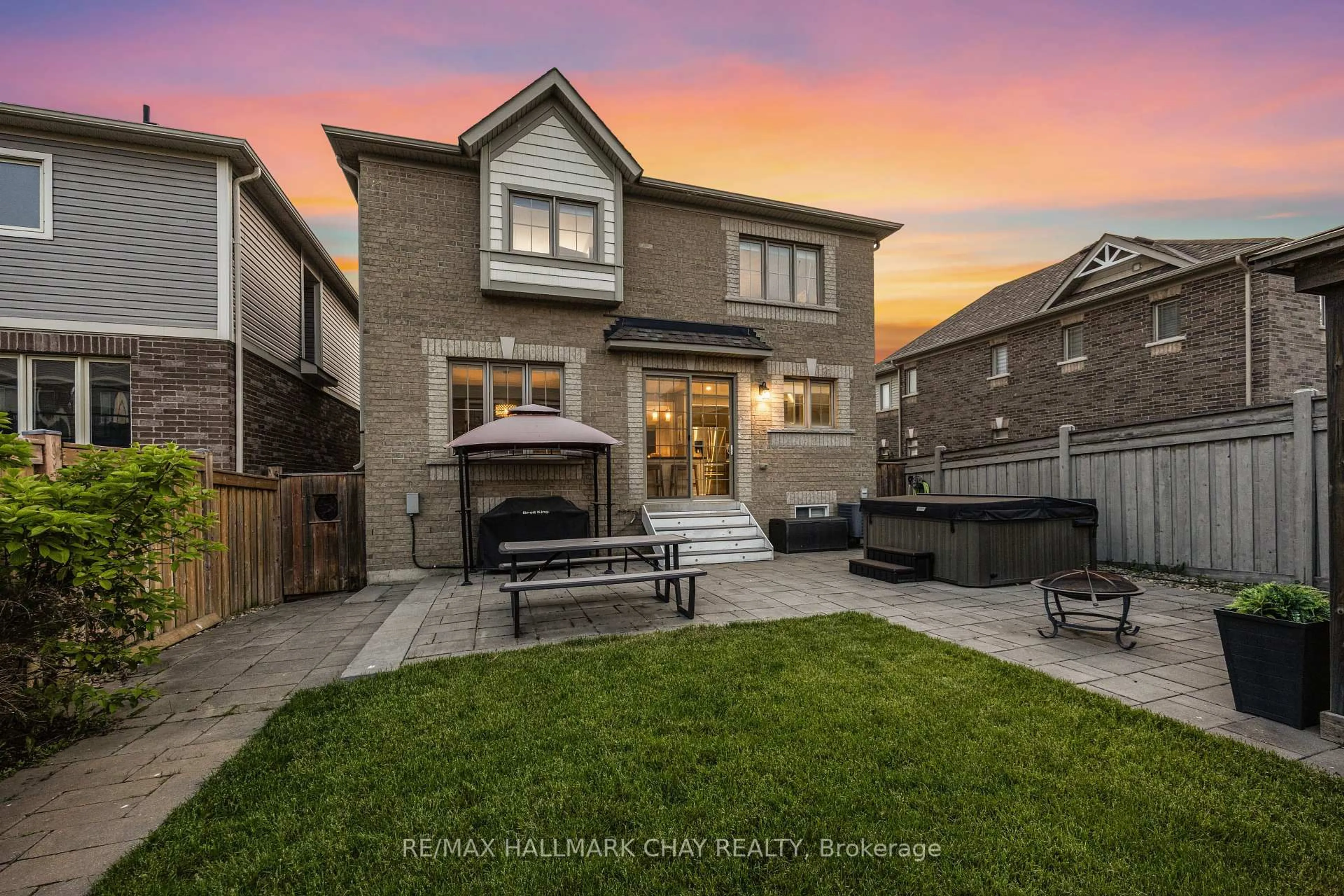 Home with brick exterior material, street for 47 Kennedy Blvd, New Tecumseth Ontario L9R 0L7