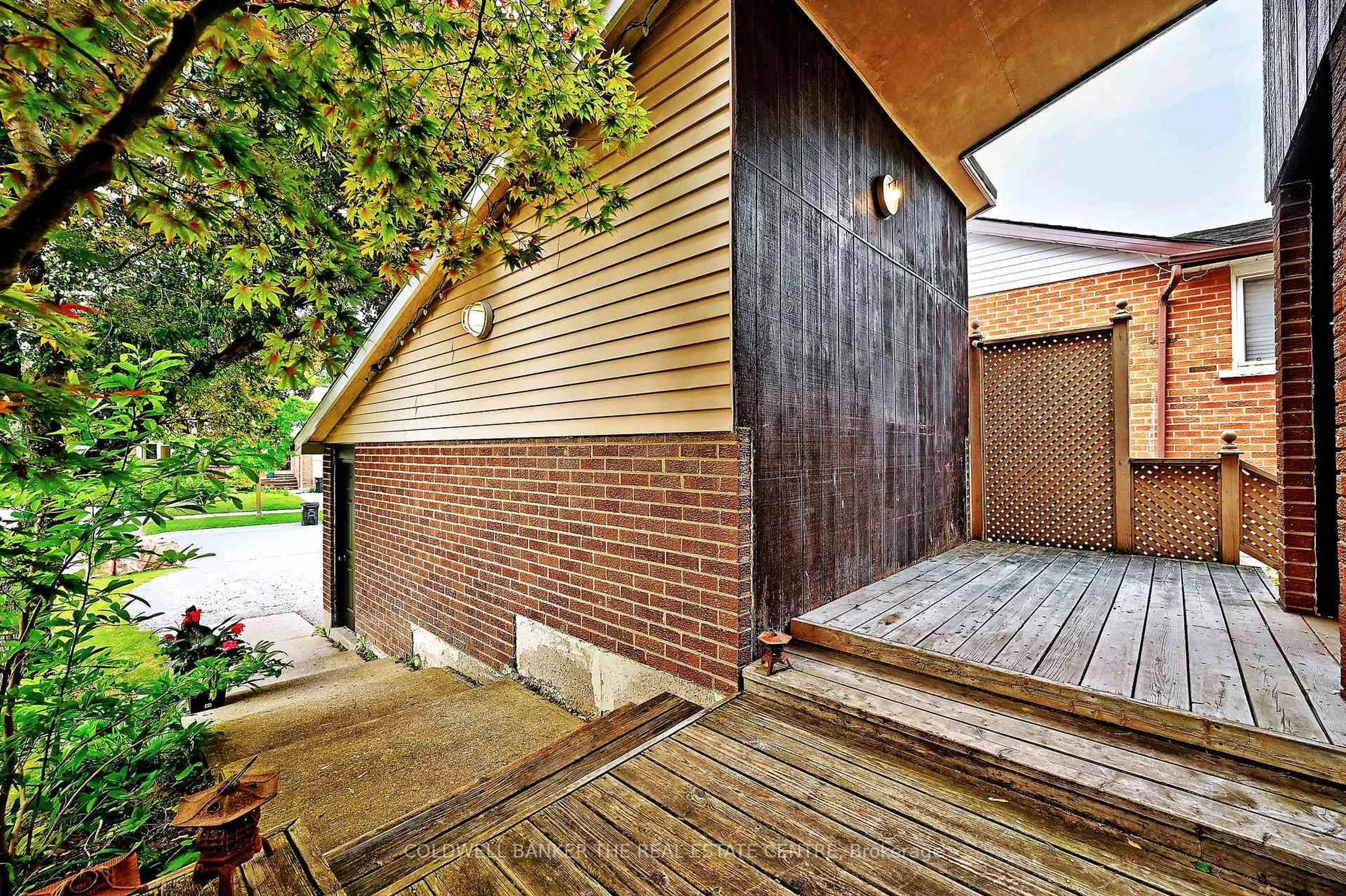 Unknown for 353 Maplegrove Ave, Bradford West Gwillimbury Ontario L3Z 1V8