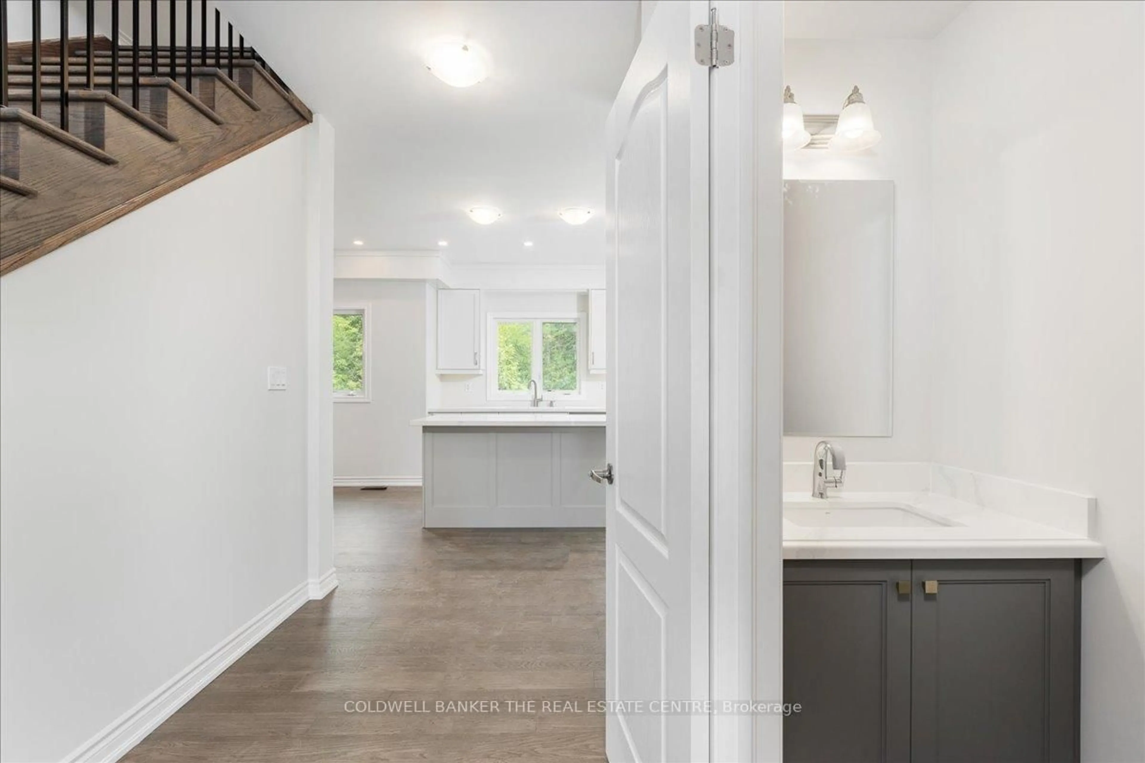 Unknown for 95 Scotia Rd, Georgina Ontario L0E 1R0