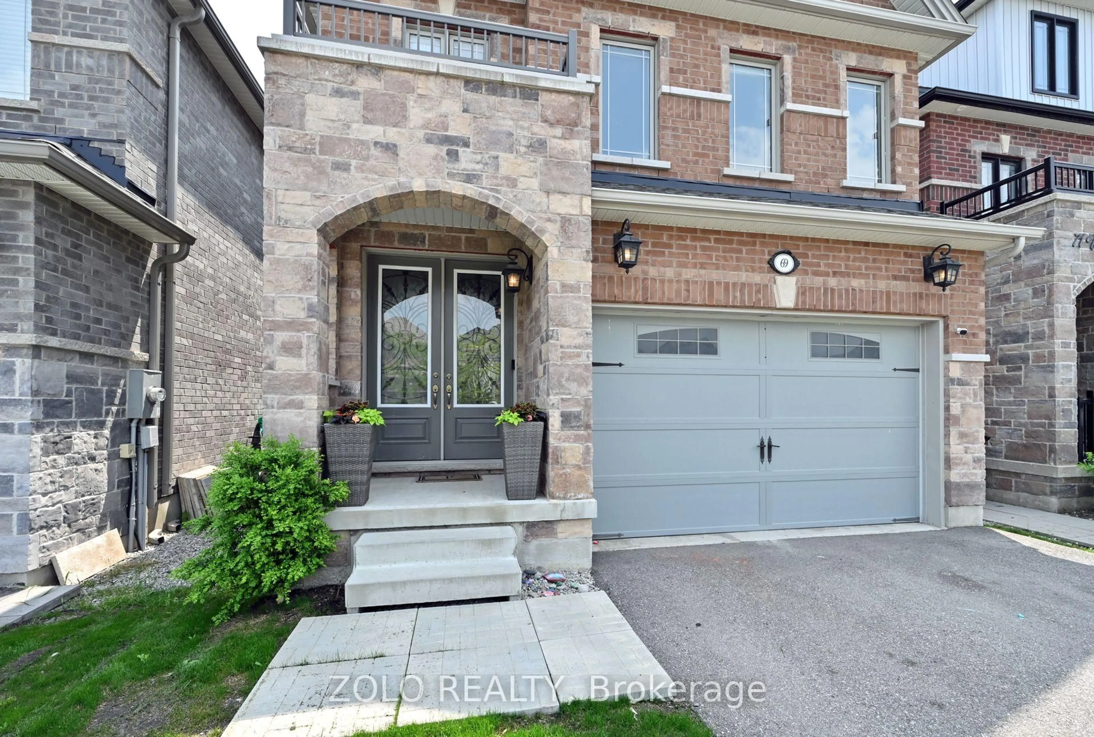 Home with brick exterior material, street for 69 WALKER Blvd, New Tecumseth Ontario L9R 0N3