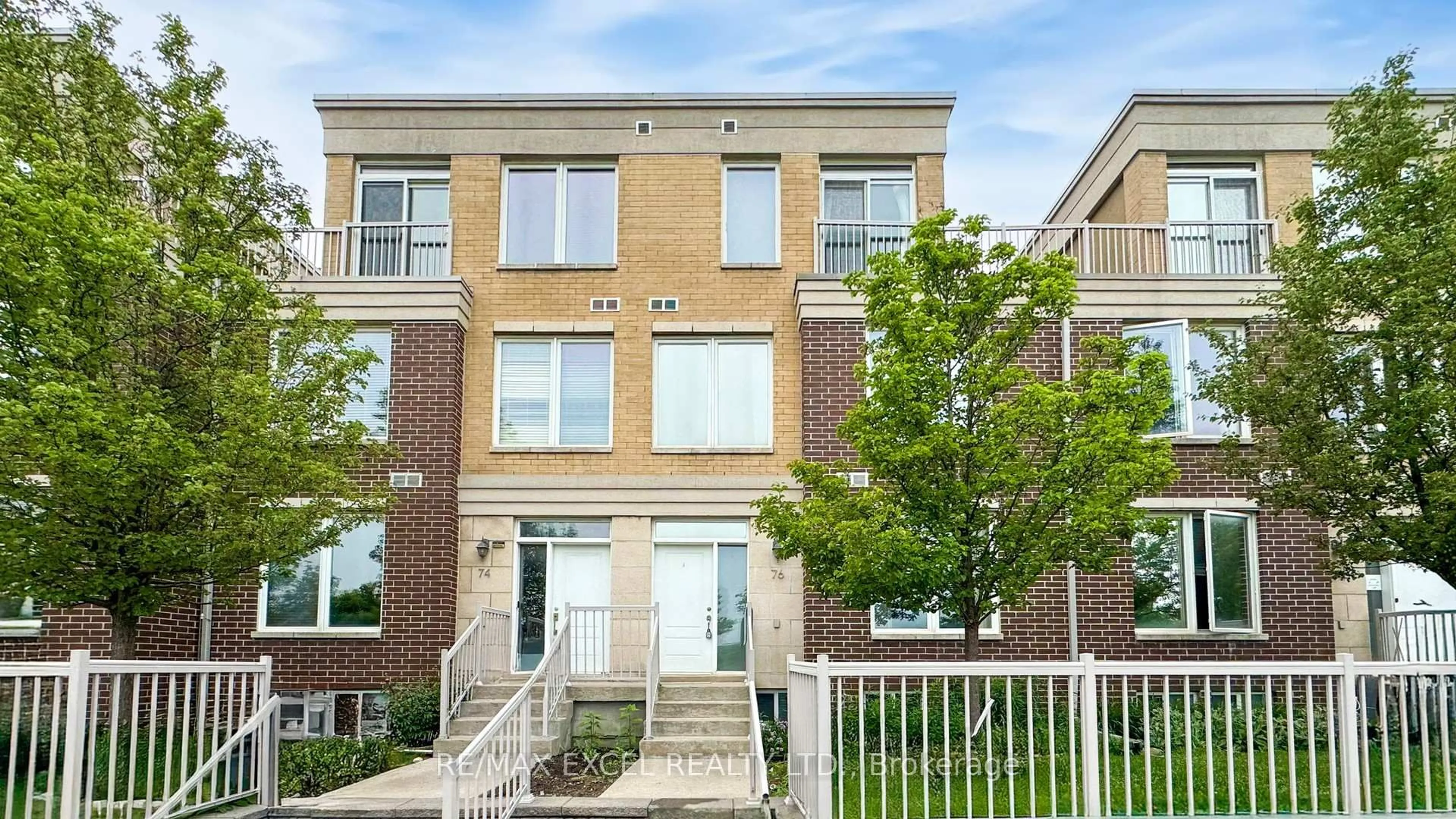 Home with brick exterior material, street for 76 Unity Gardens Dr, Markham Ontario L3R 4Y7