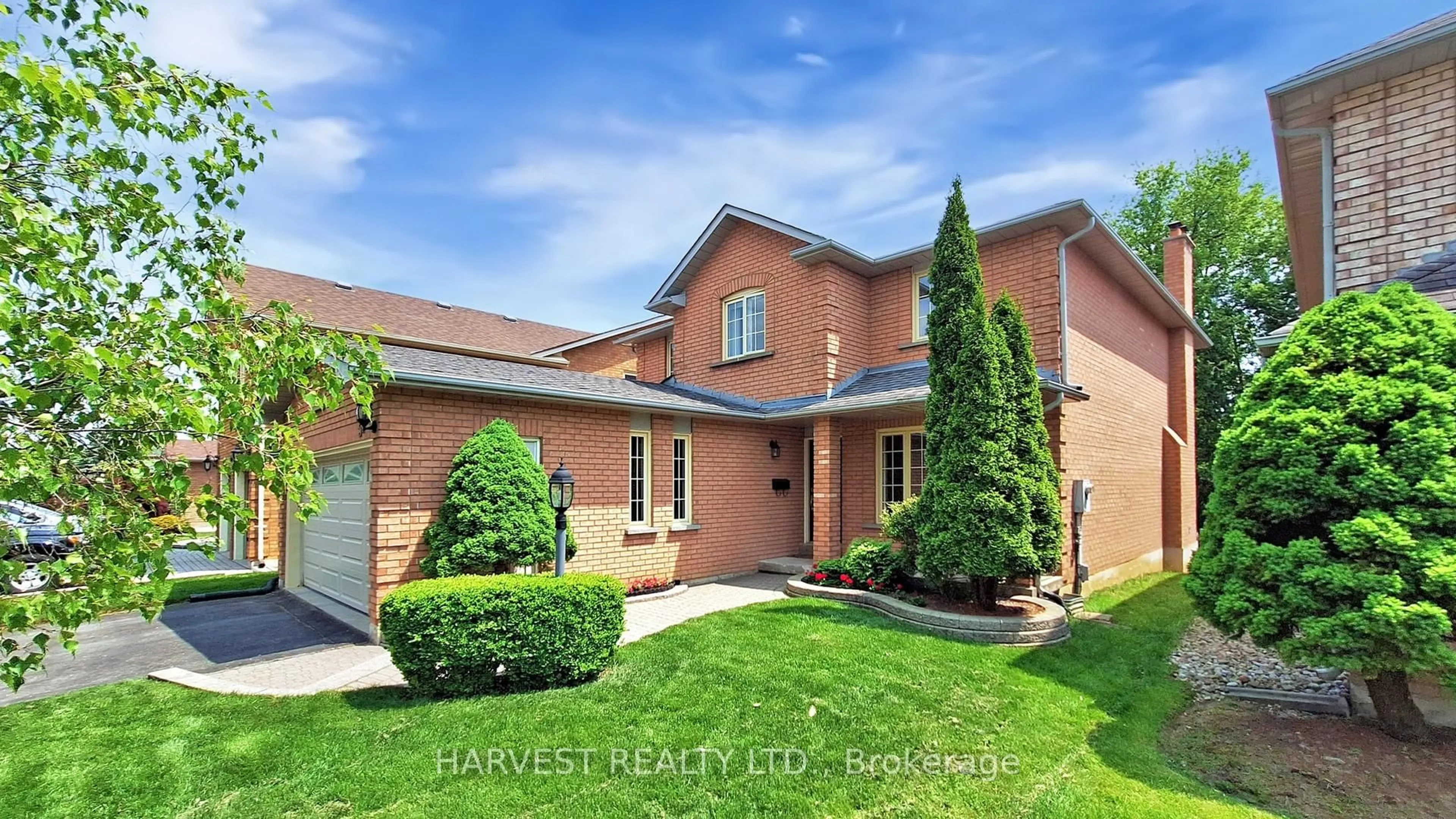 Home with brick exterior material, street for 57 Summitcrest Dr, Richmond Hill Ontario L4S 1A7