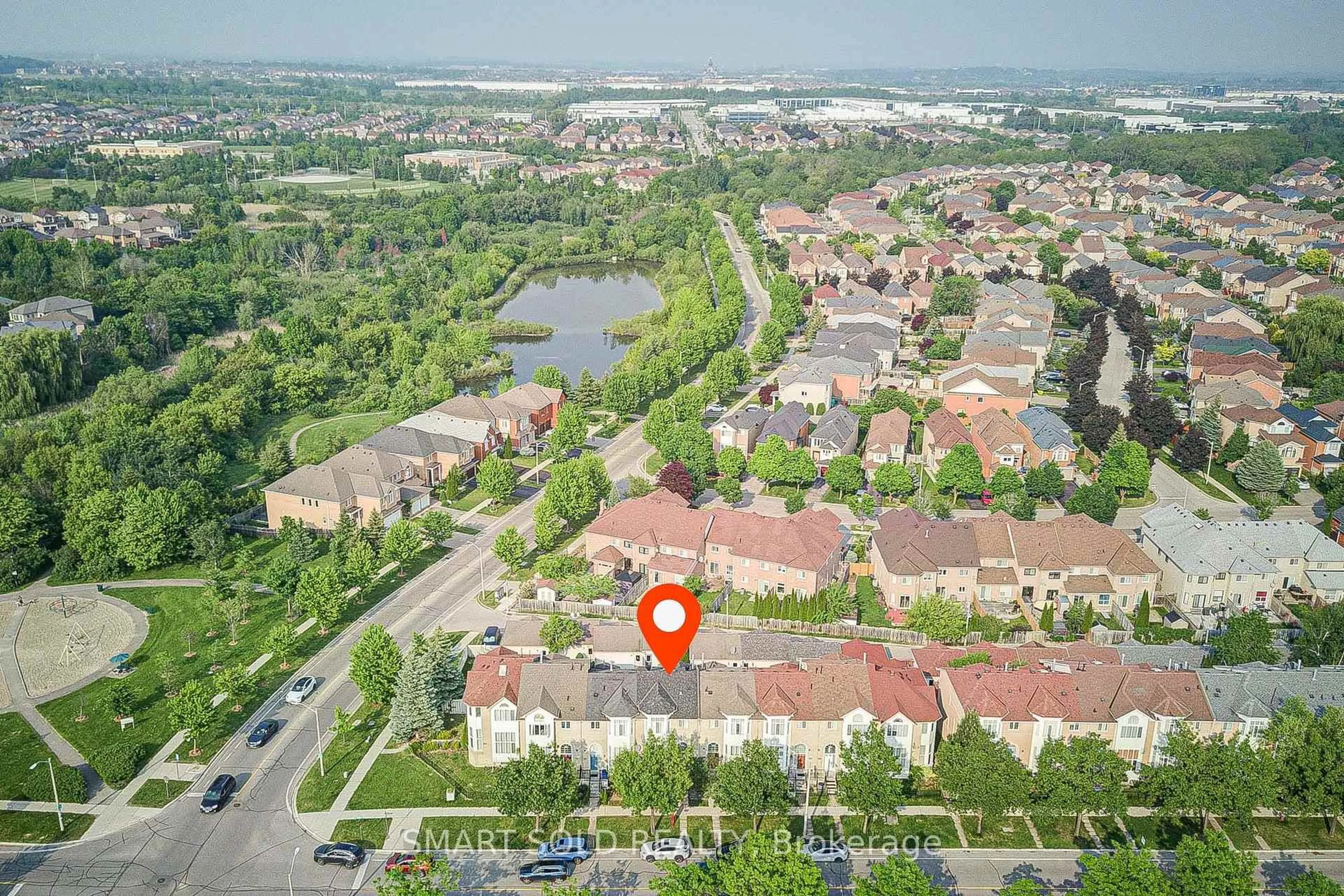 A pic from outside/outdoor area/front of a property/back of a property/a pic from drone, unknown for 241 Shirley Dr, Richmond Hill Ontario L4S 1T9