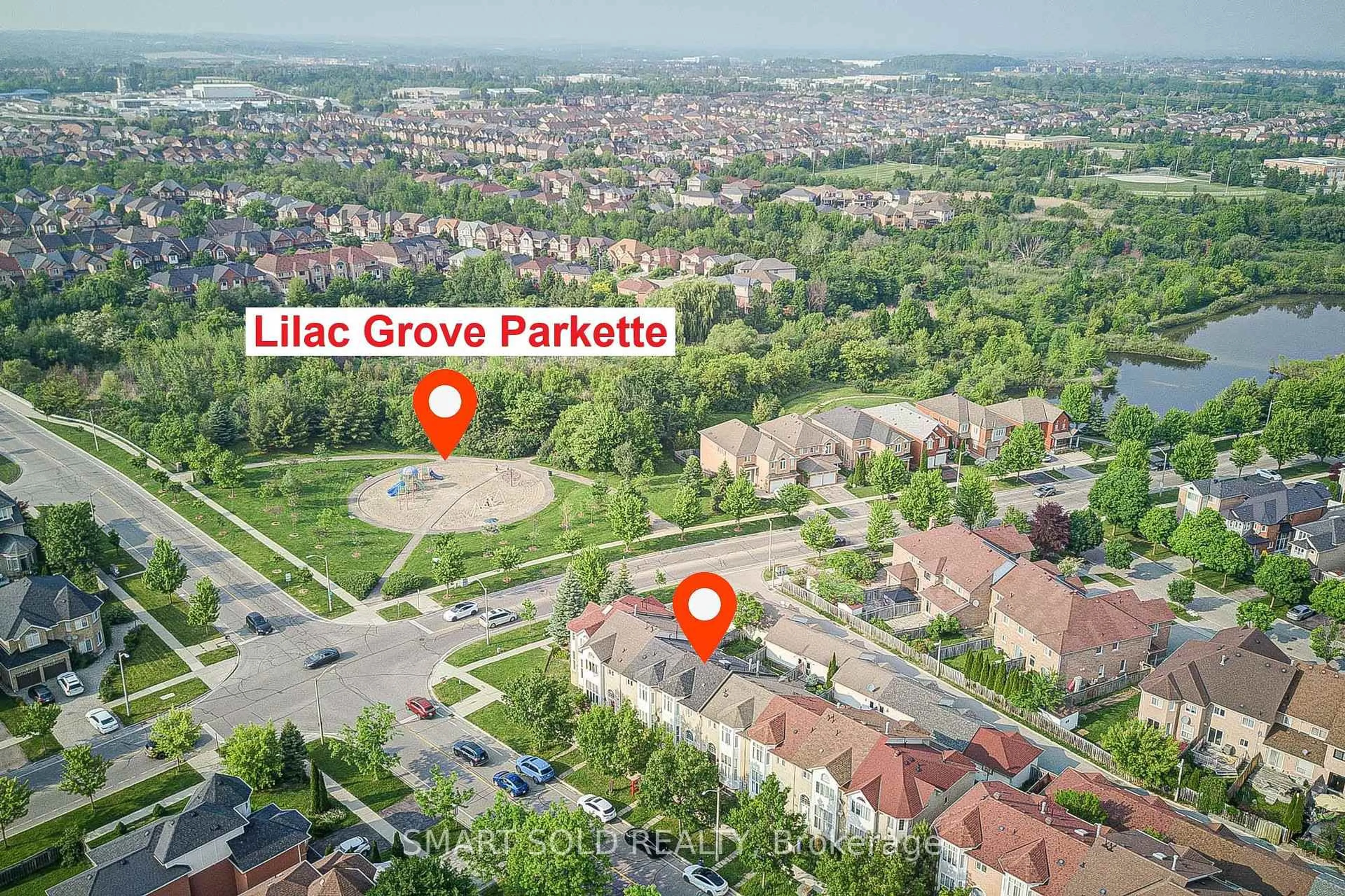 A pic from outside/outdoor area/front of a property/back of a property/a pic from drone, street for 241 Shirley Dr, Richmond Hill Ontario L4S 1T9