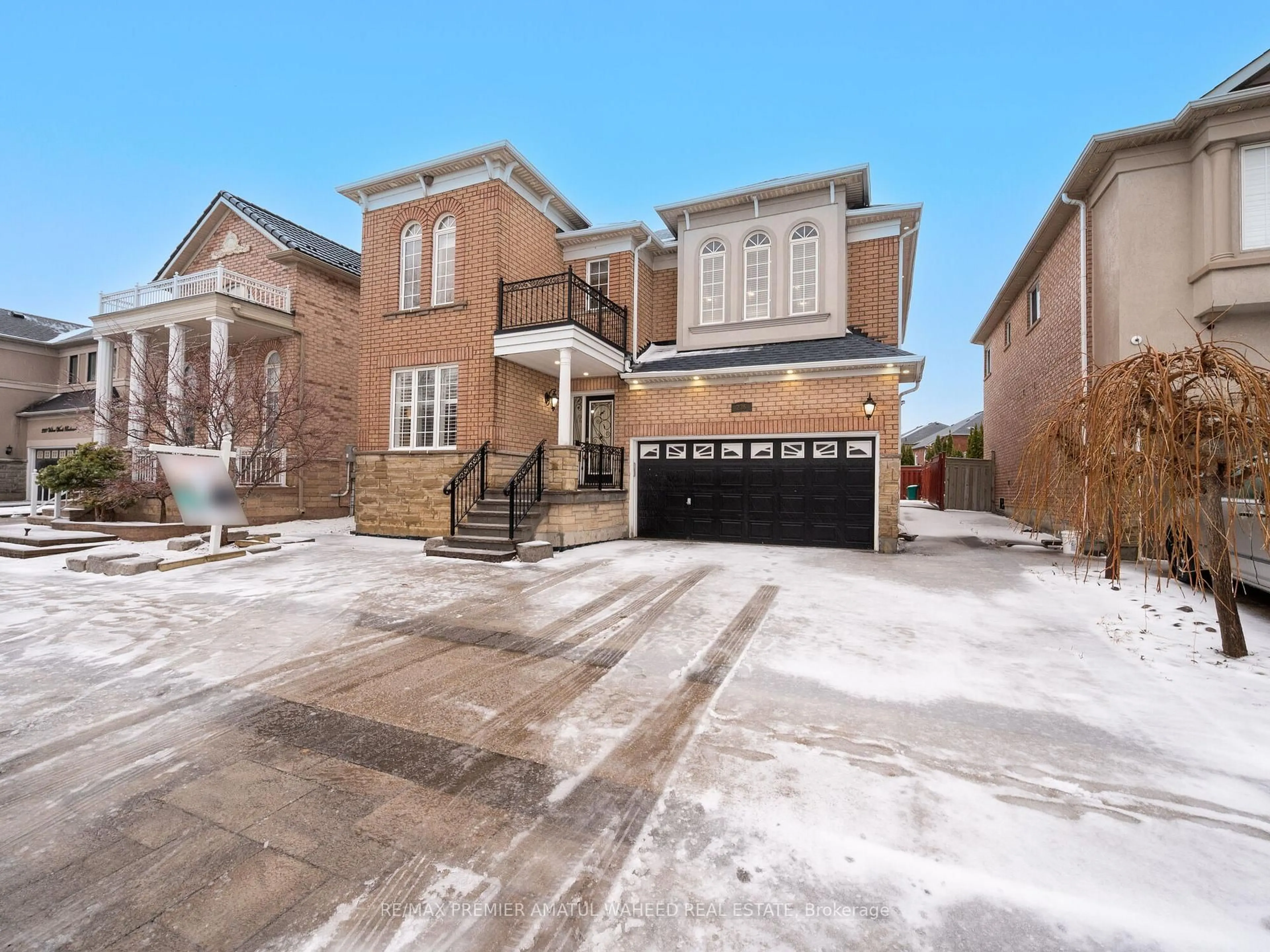 Home with brick exterior material, street for 236 Vellore Woods Blvd, Vaughan Ontario L4H 1Y5