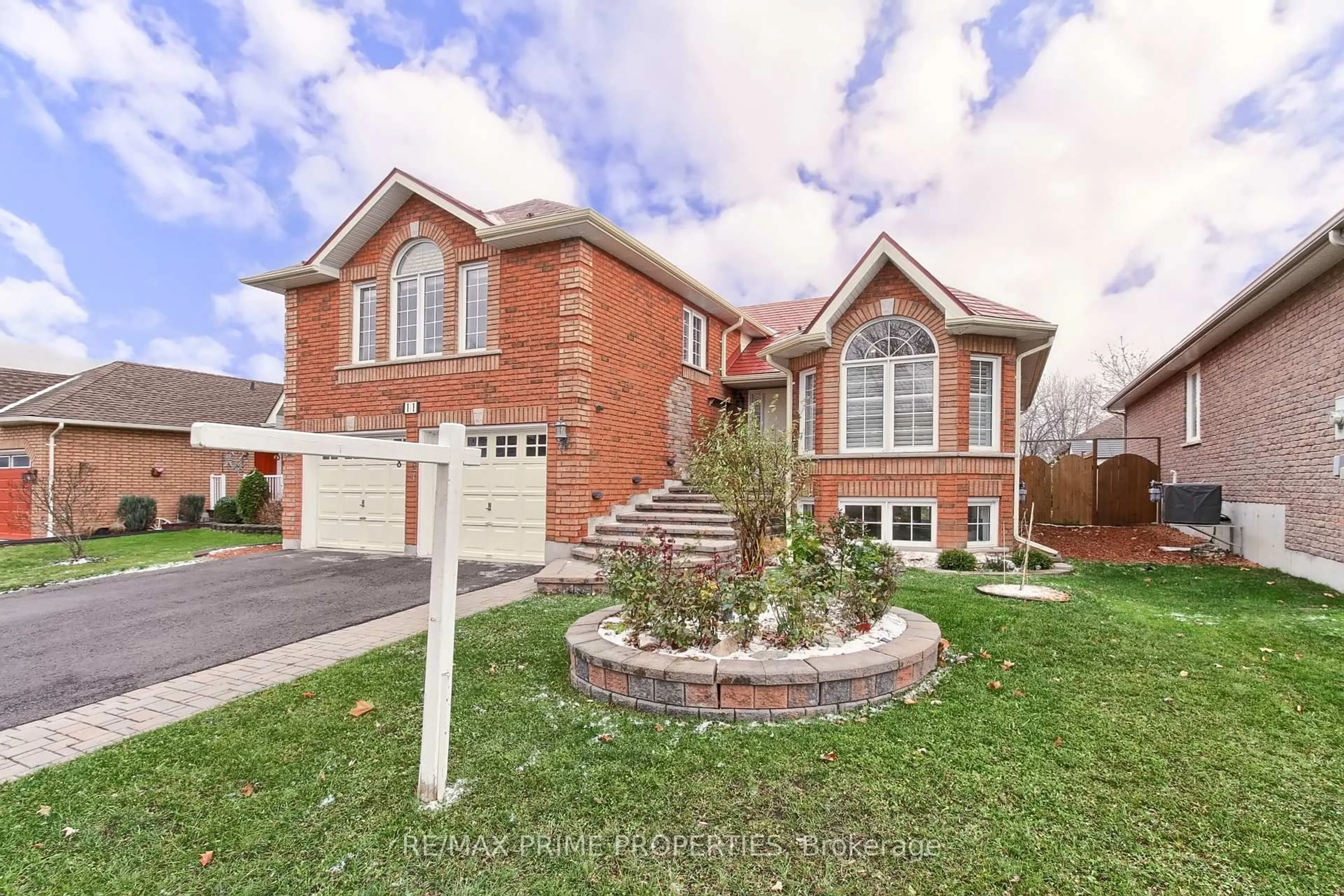 Home with brick exterior material, street for 11 Kerfoot Cres, Georgina Ontario L4P 4B8