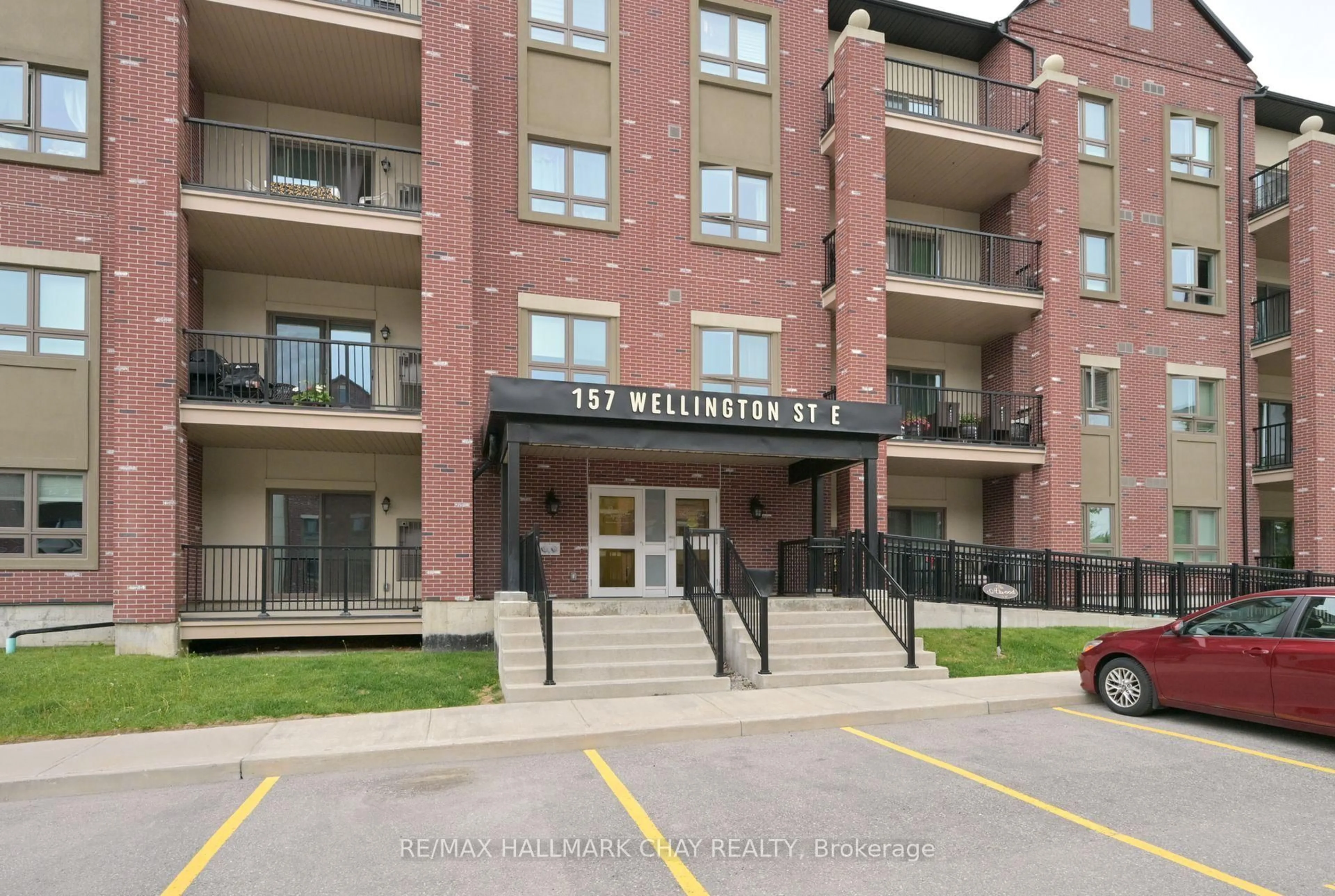 Unknown for 157 Wellington St #109, New Tecumseth Ontario L9R 0R7