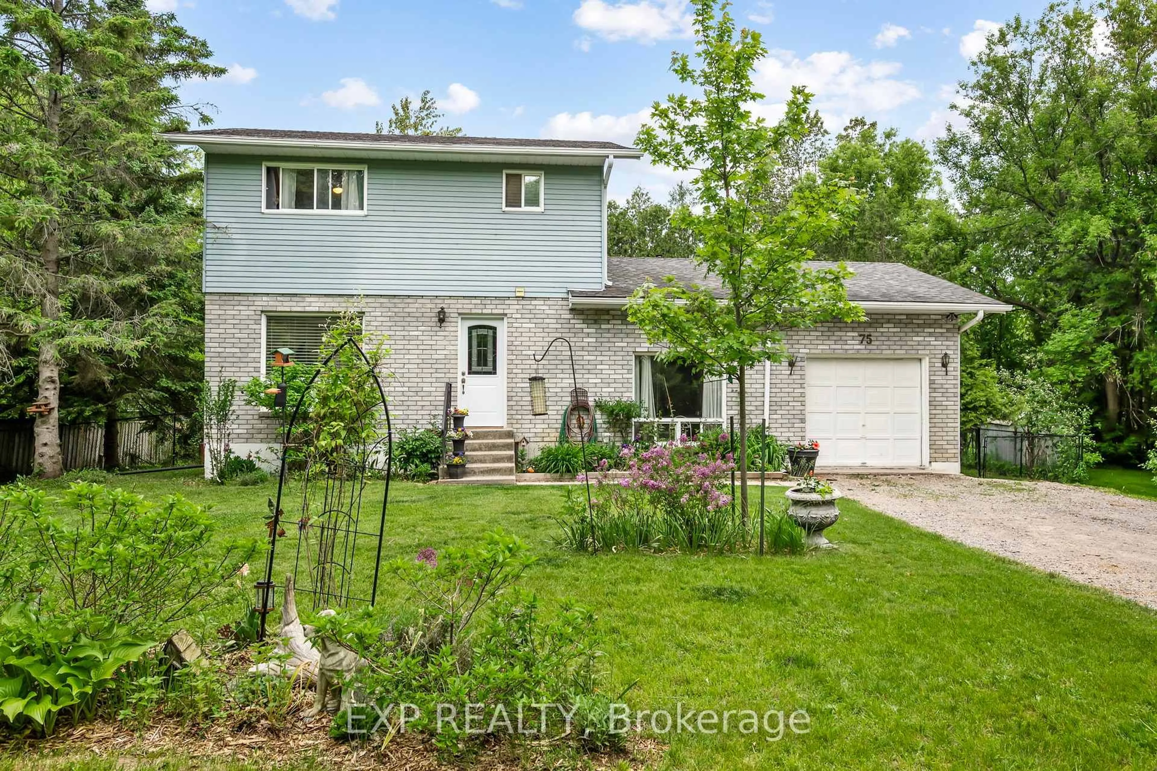 Unknown for 75 Brook Cres, Georgina Ontario L0E 1N0