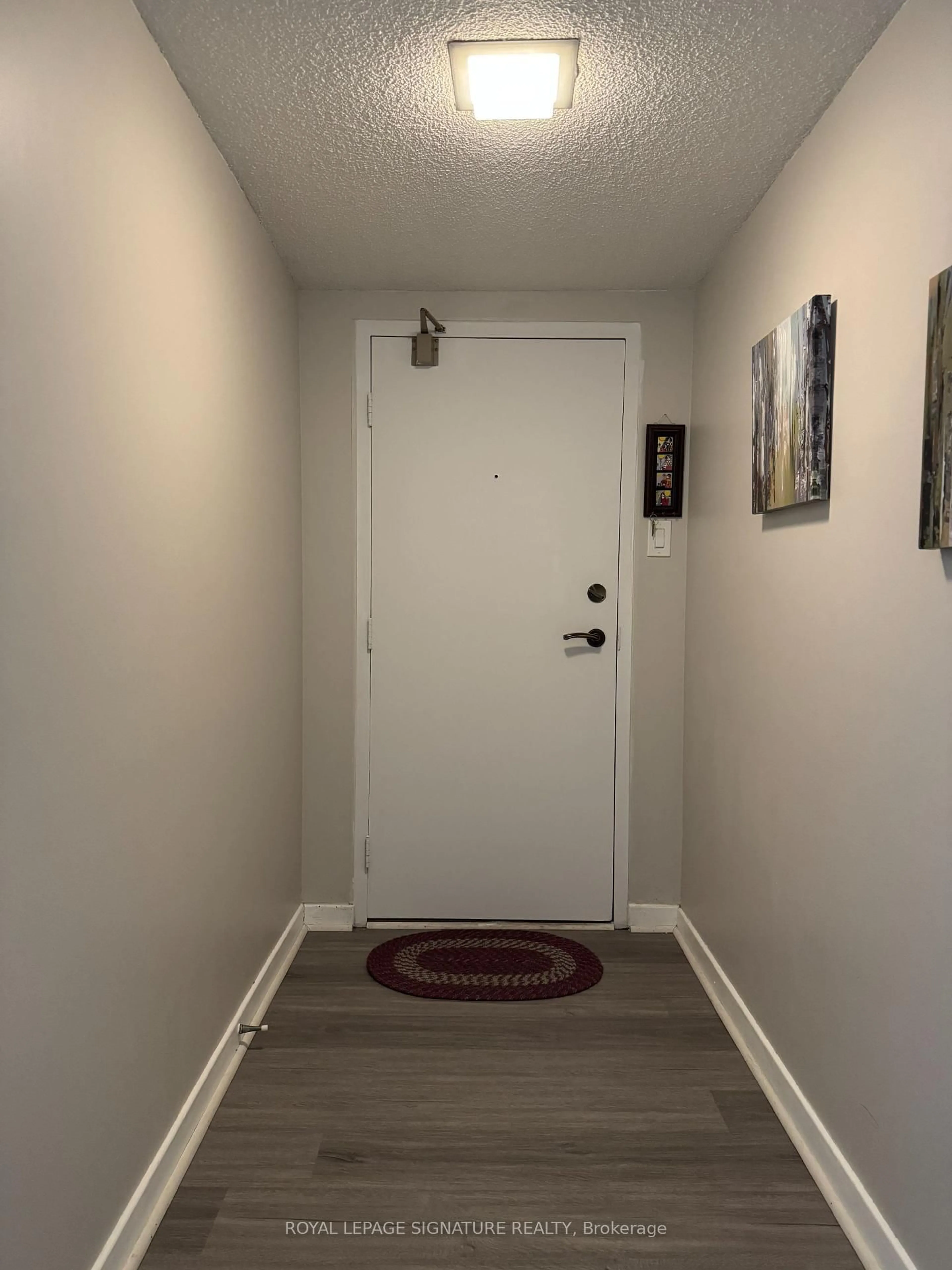 Indoor entryway for 60 INVERLOCHY Blvd #1210, Markham Ontario L3T 4T7