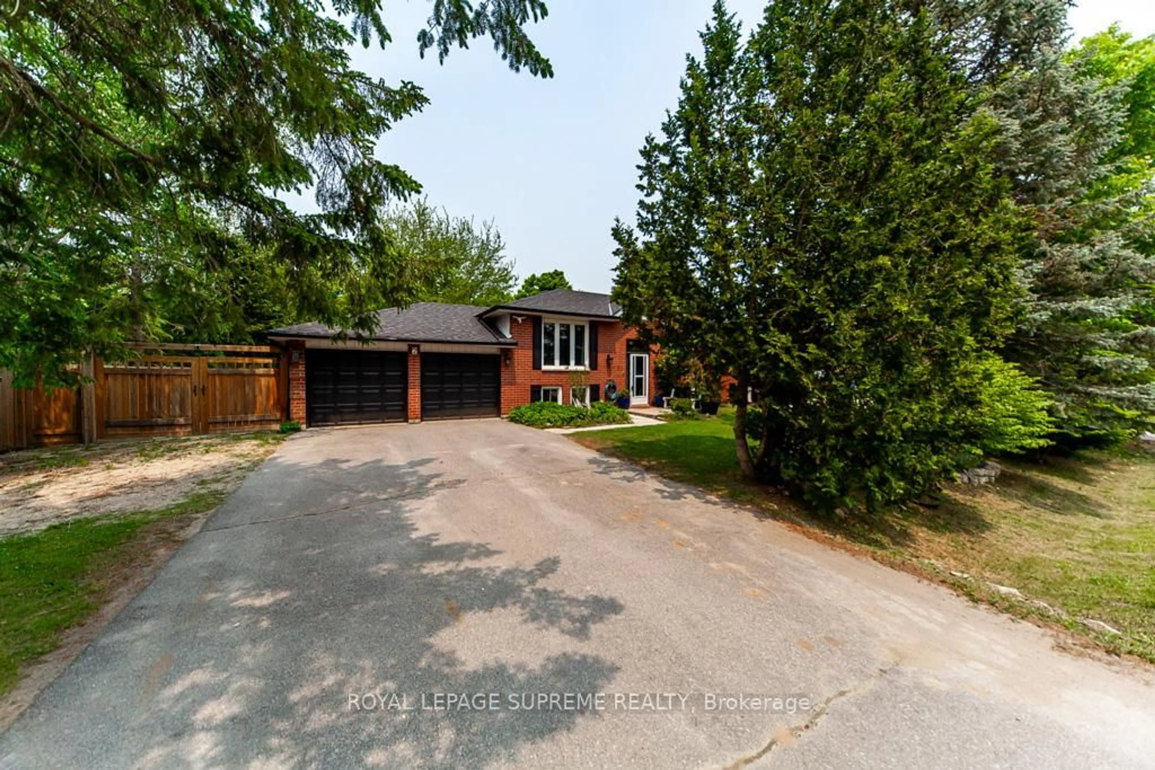 A pic from outside/outdoor area/front of a property/back of a property/a pic from drone, street for 2 Orsi St, Adjala-Tosorontio Ontario L0M 1J0